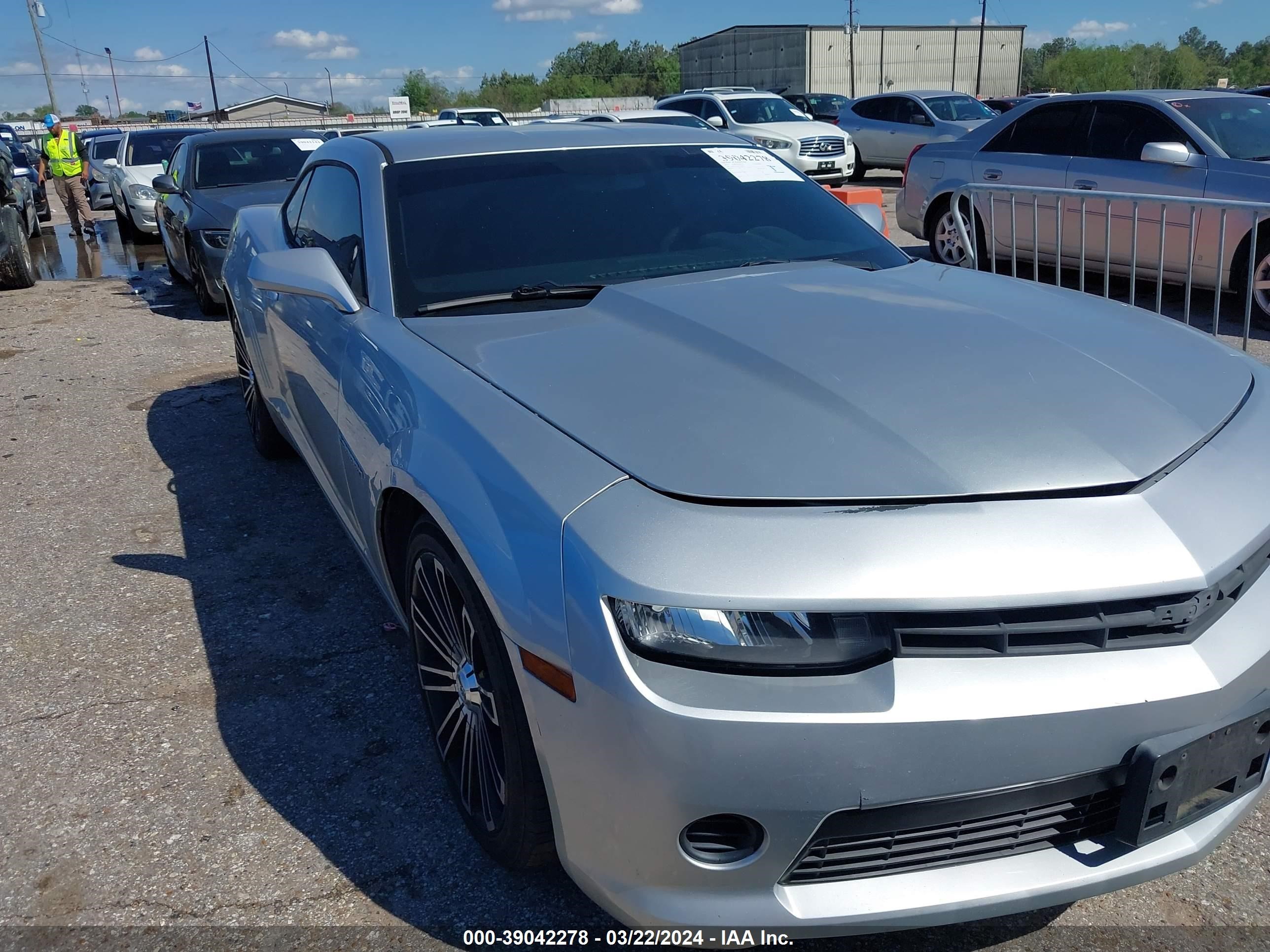 CHEVROLET CAMARO 2015 2g1fb1e30f9223000