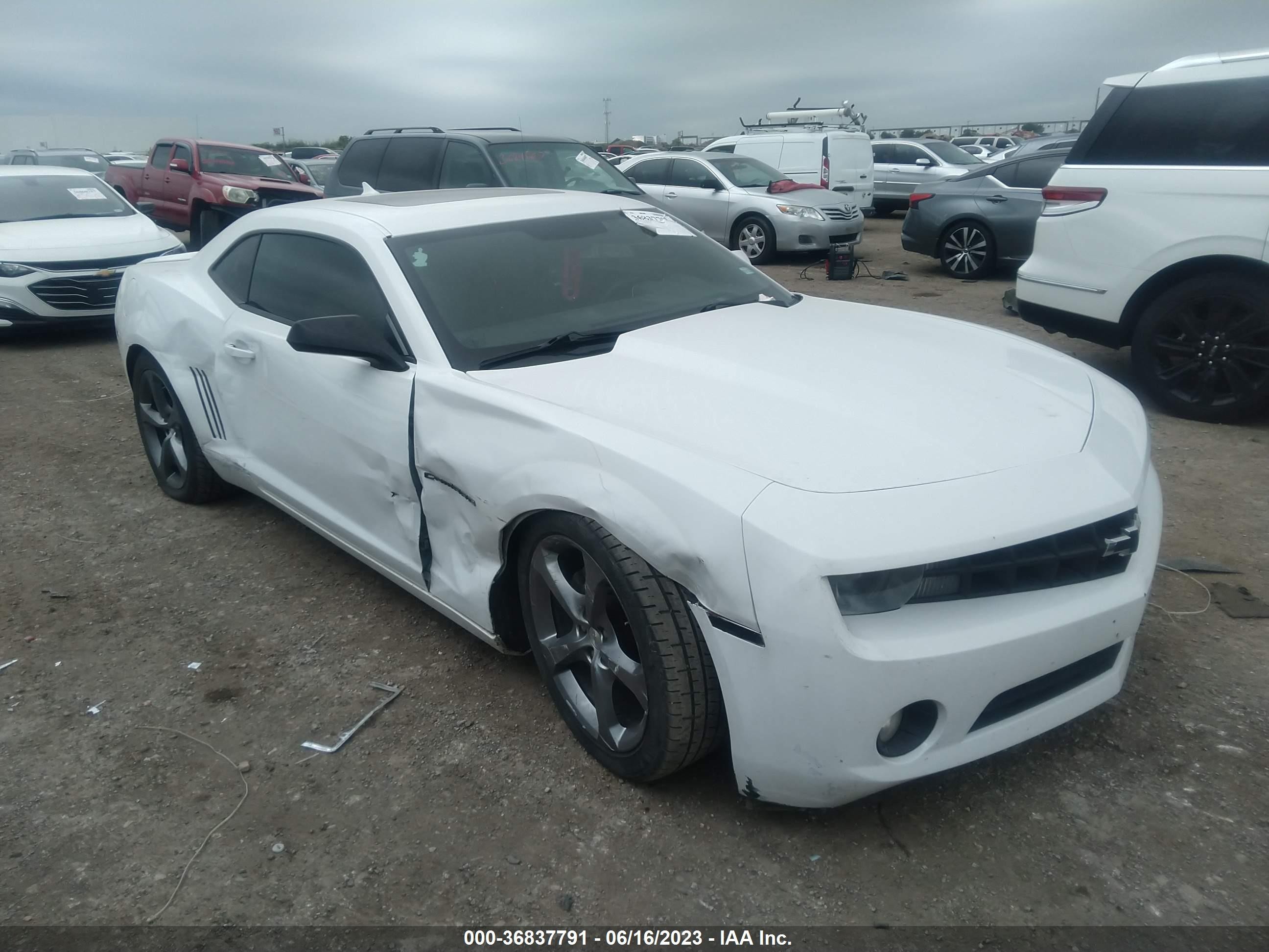 CHEVROLET CAMARO 2013 2g1fc1e39d9161381