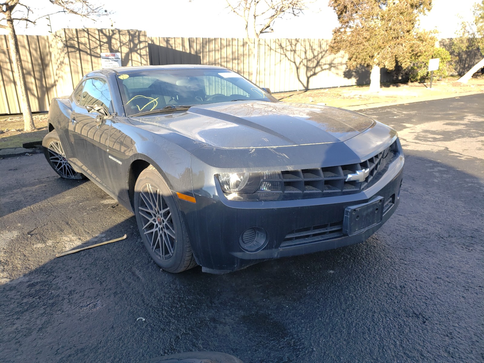 CHEVROLET CAMARO LS 2012 2g1fe1e35c9173729