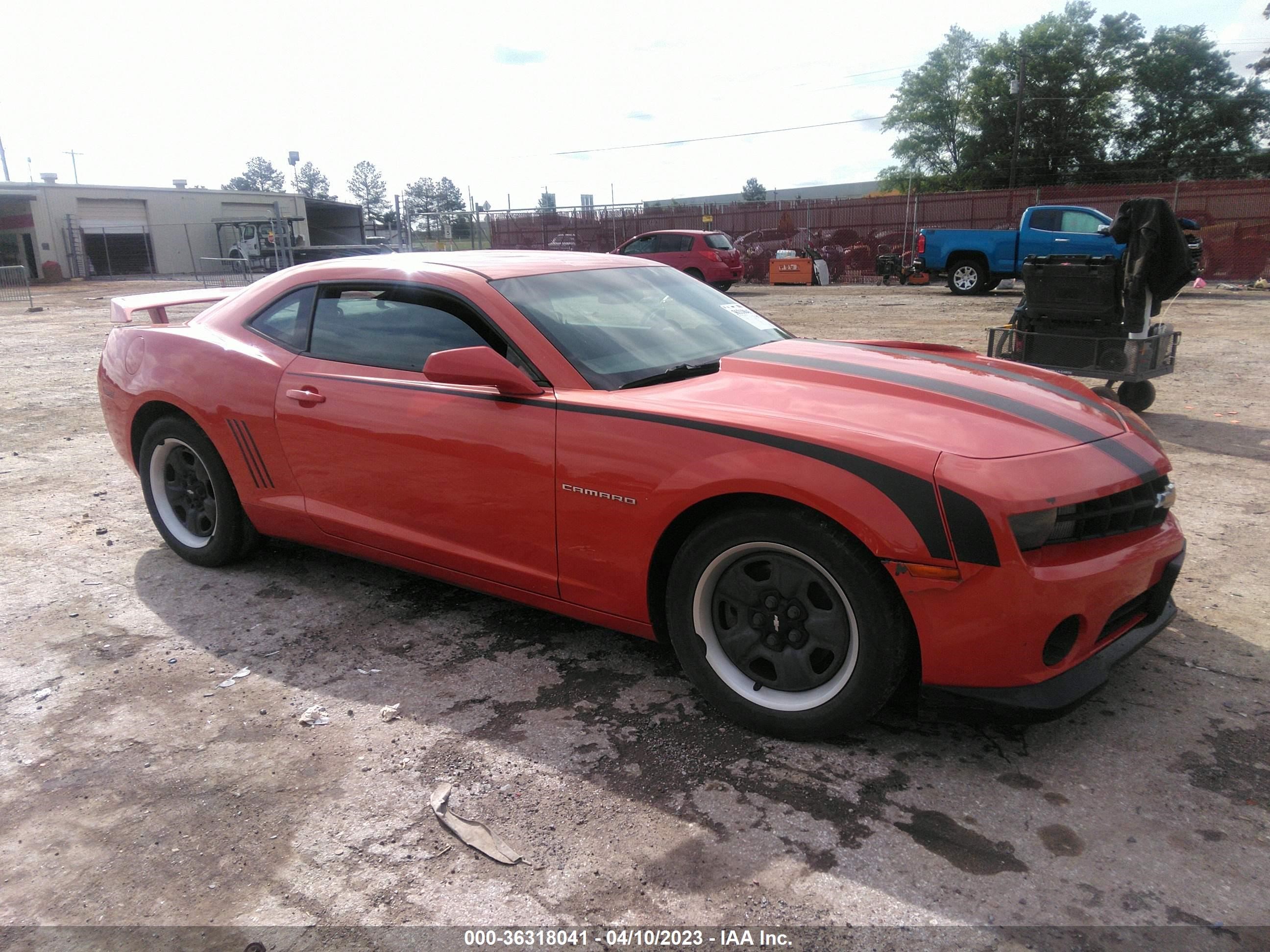 CHEVROLET CAMARO 2013 2g1fe1e39d9108657