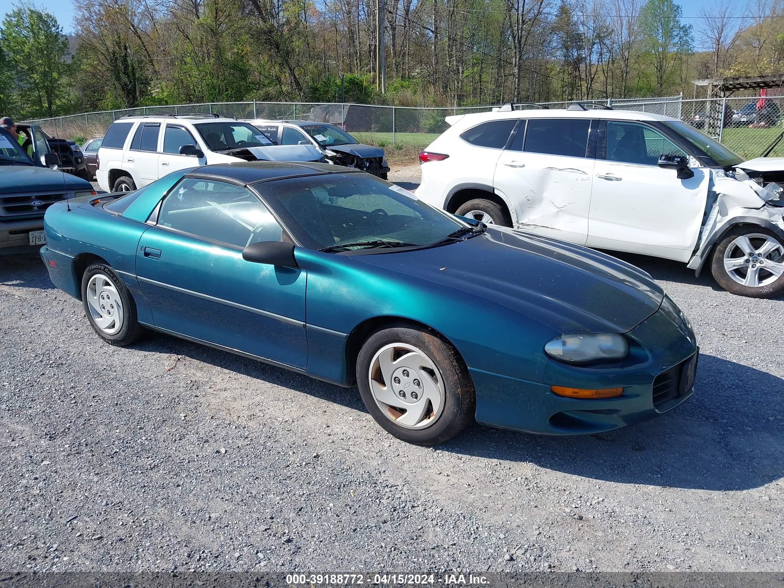 CHEVROLET CAMARO 1998 2g1fp22k7w2131944