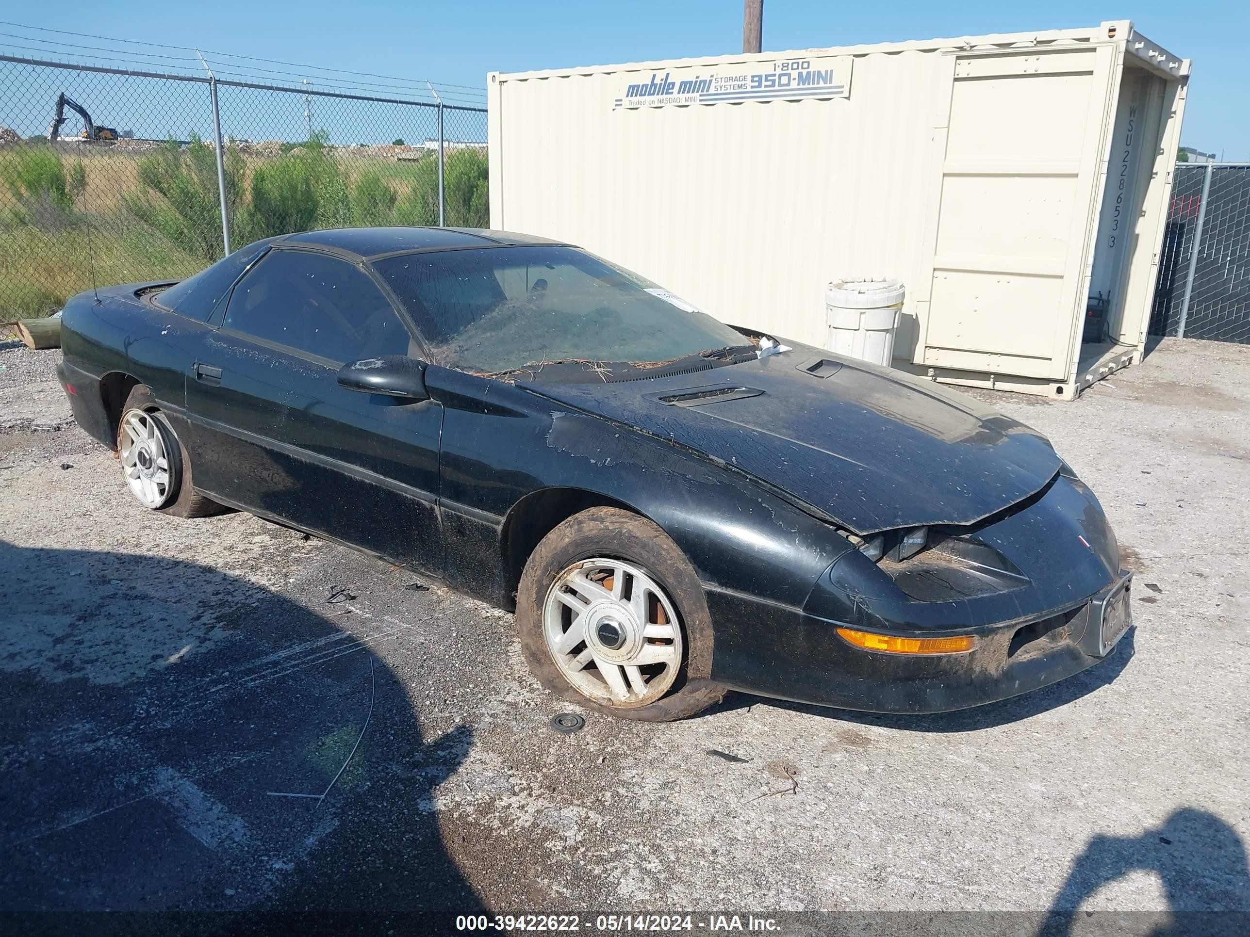 CHEVROLET CAMARO 1996 2g1fp22k9t2116406