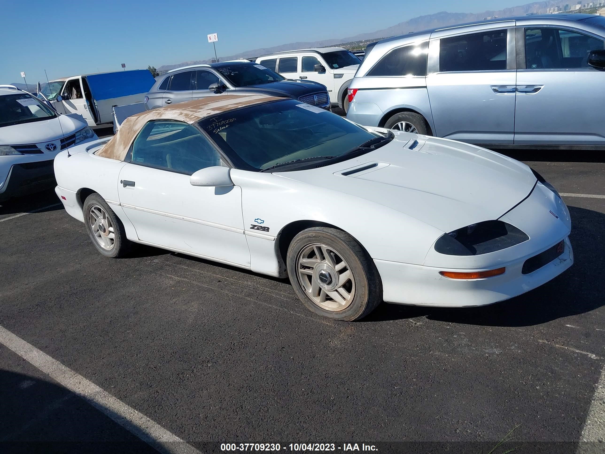 CHEVROLET CAMARO 1996 2g1fp32p7t2161586