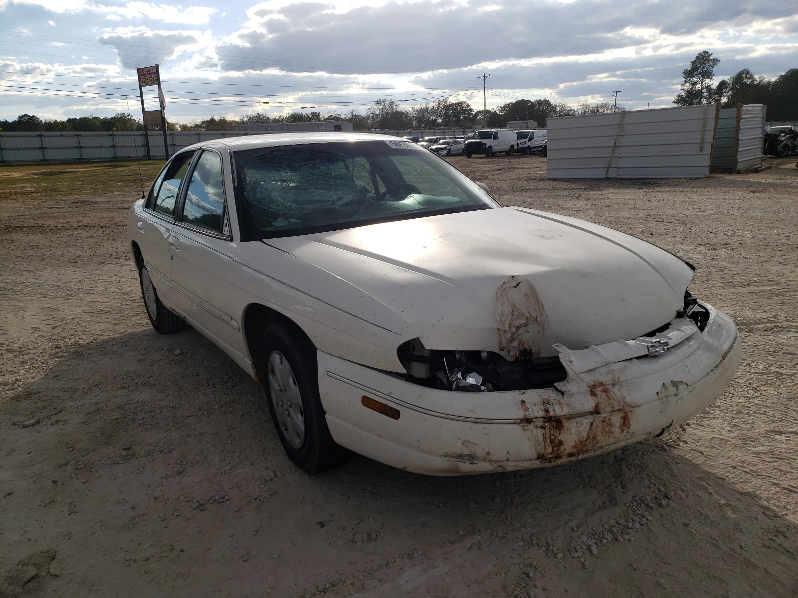 CHEVROLET LUMINA 2001 2g1wl52j511200360