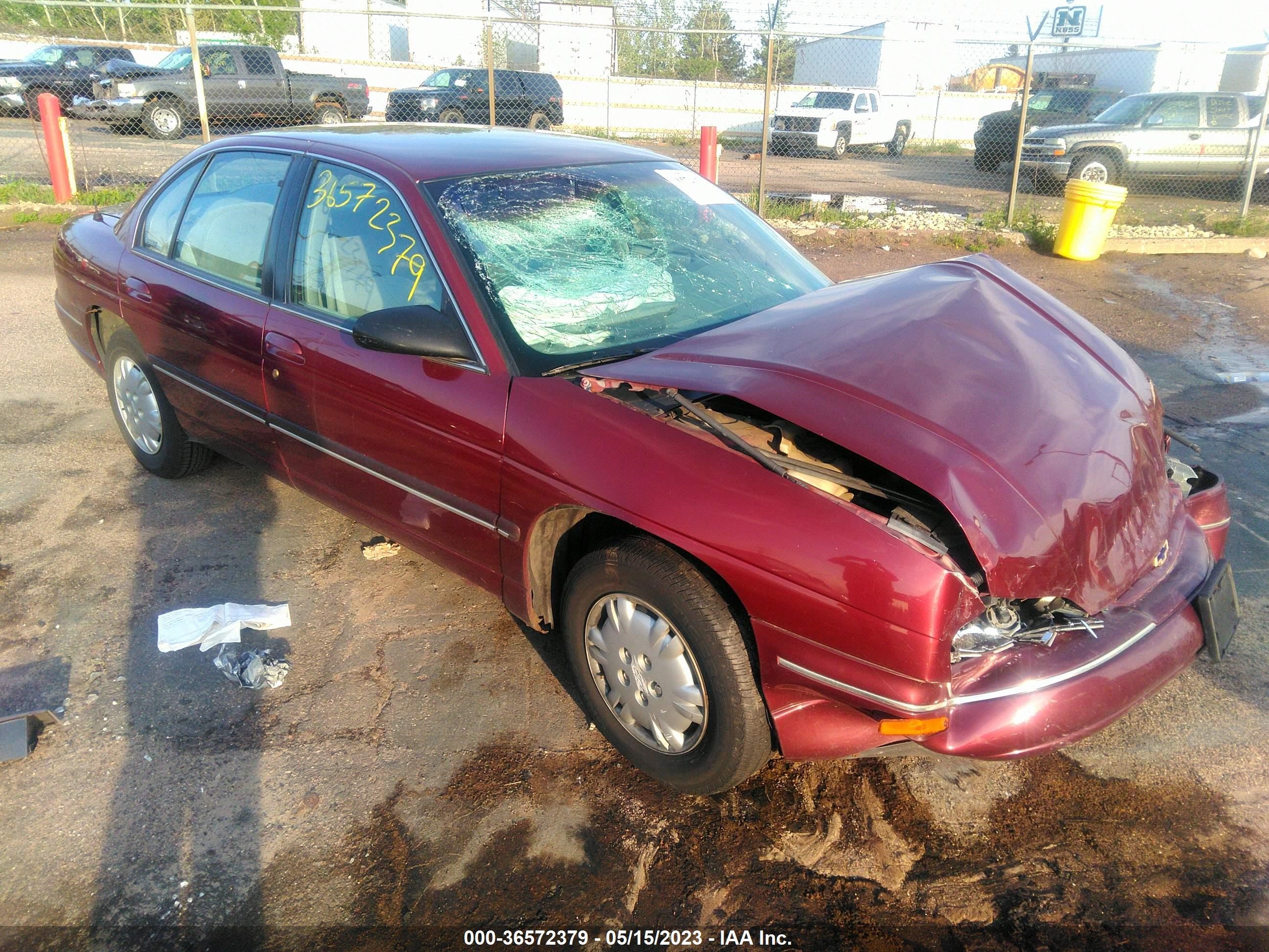 CHEVROLET LUMINA 1997 2g1wl52m6v1135969