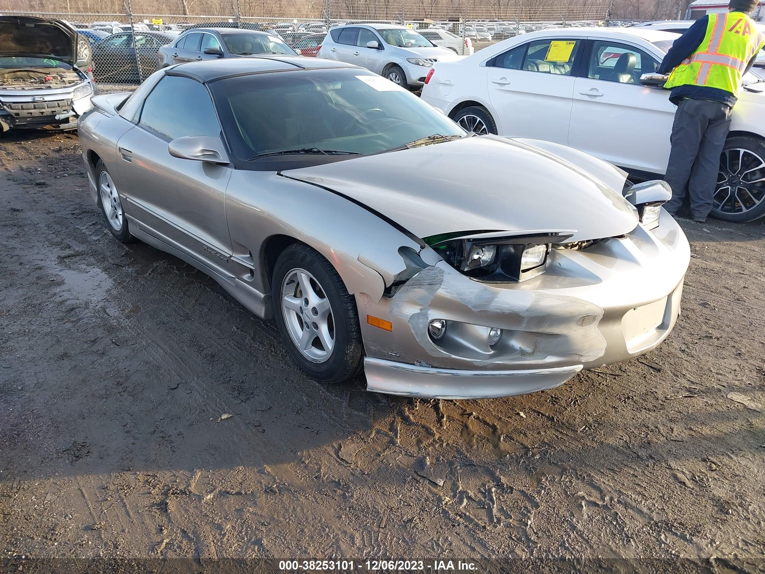 PONTIAC FIREBIRD 2000 2g2fs22k1y2160658