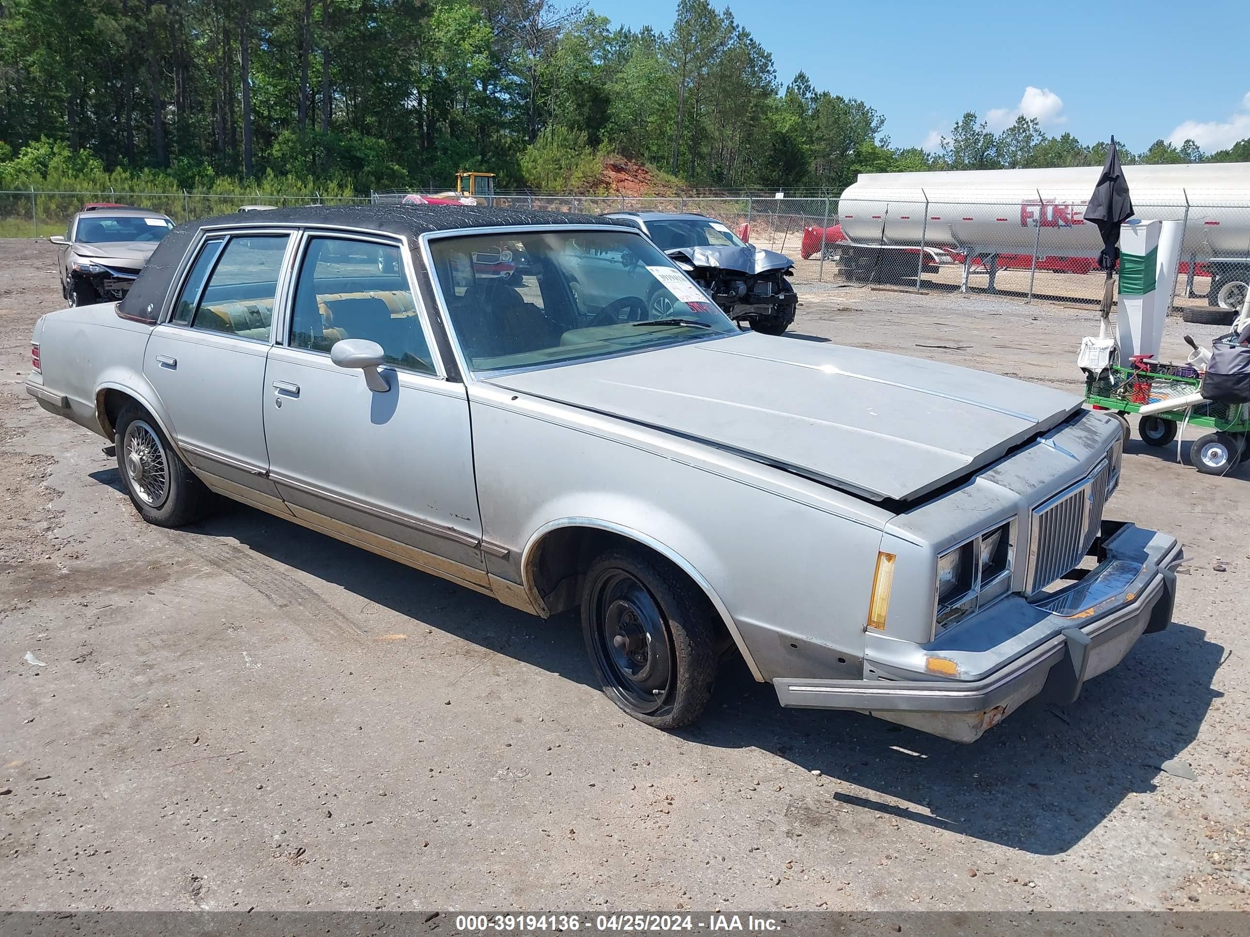 PONTIAC BONNEVILLE 1985 2g2gn69h9f2326337