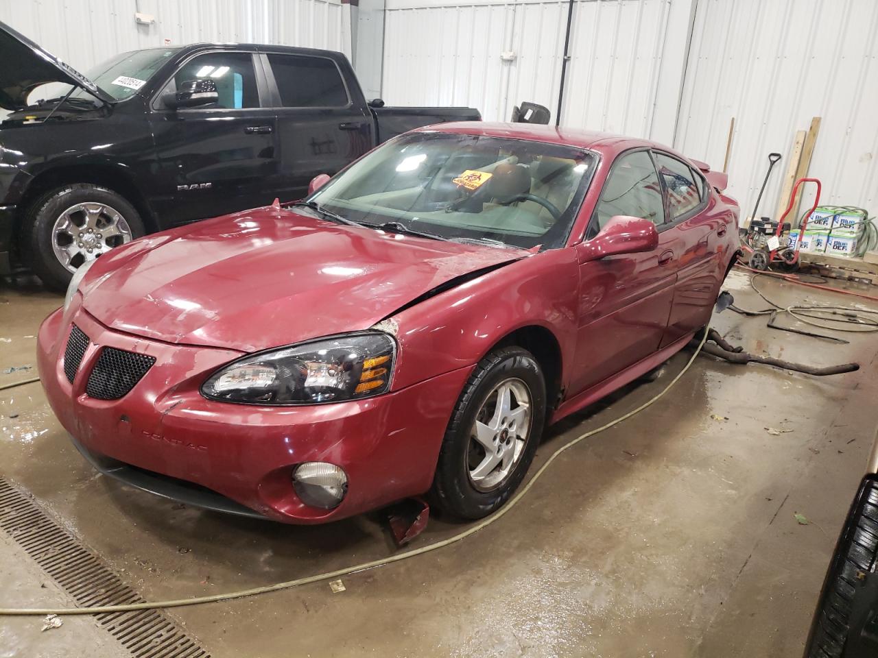 PONTIAC GRAND PRIX 2004 2g2wp522141199530