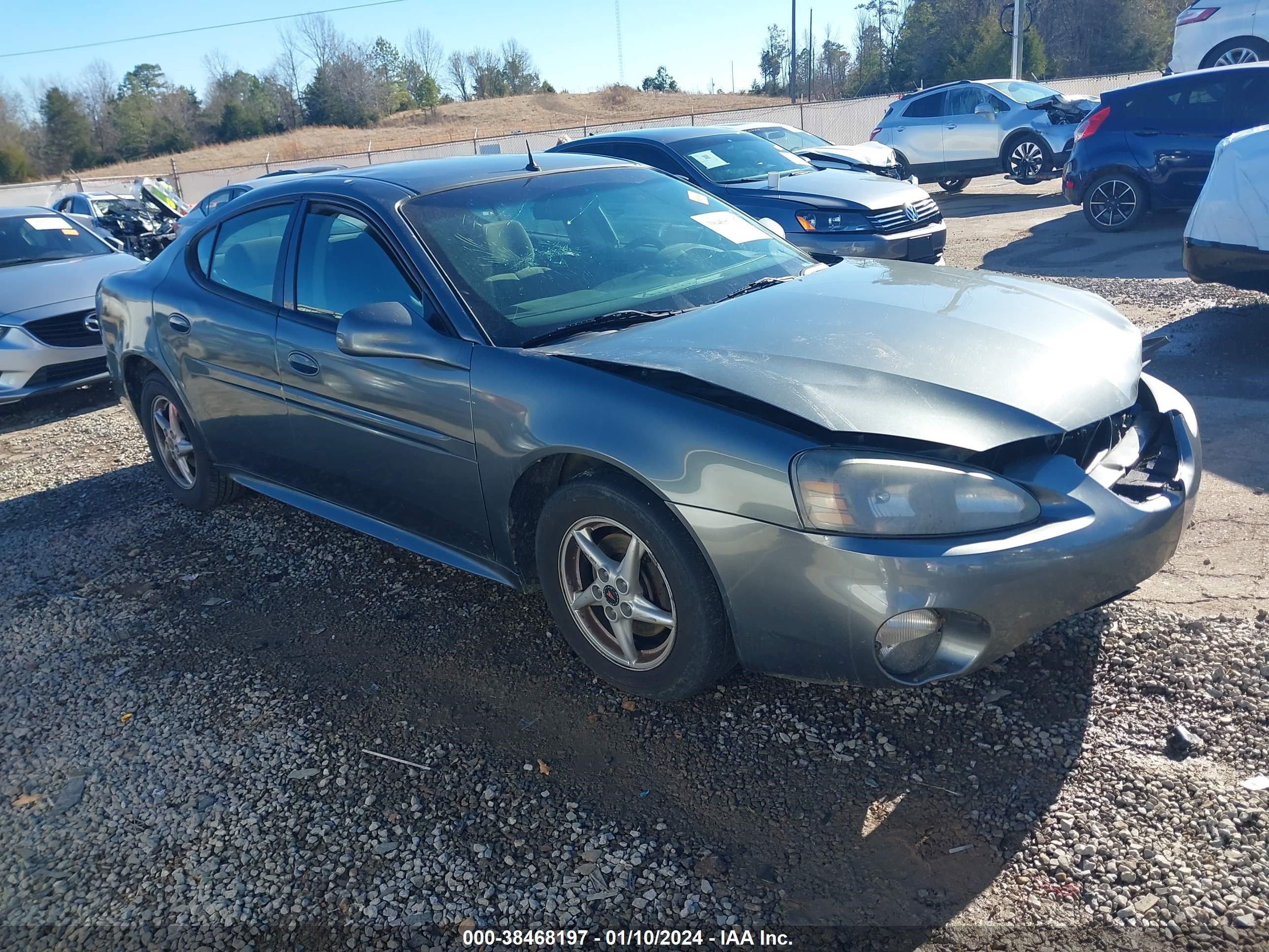 PONTIAC GRAND PRIX 2005 2g2wp522151252132