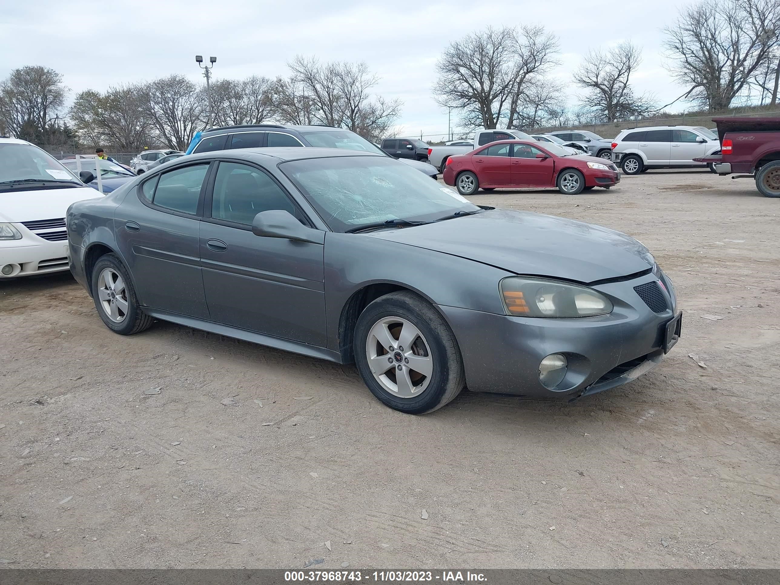 PONTIAC GRAND PRIX 2005 2g2wp522151330389