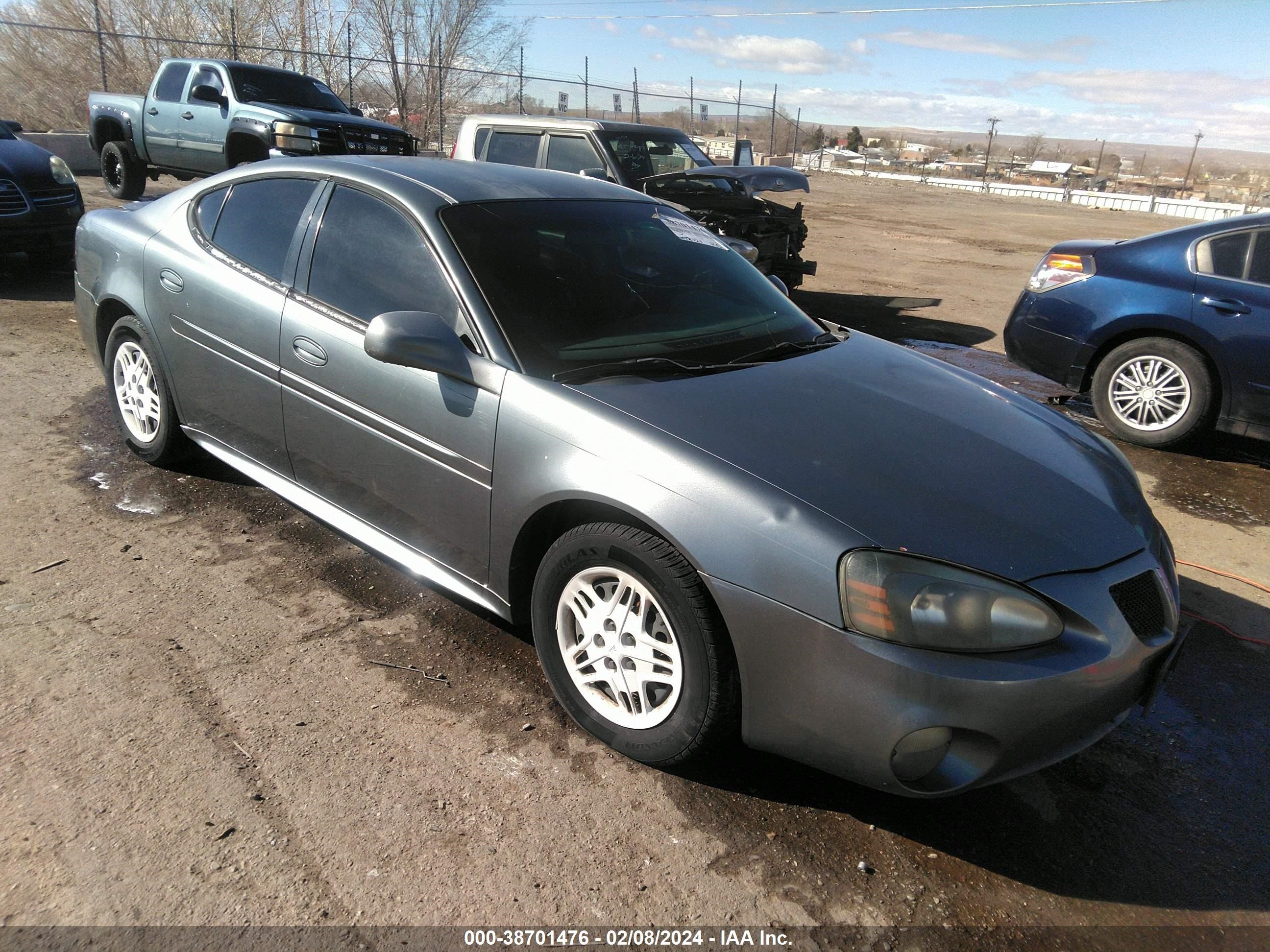 PONTIAC GRAND PRIX 2004 2g2wp522241296235