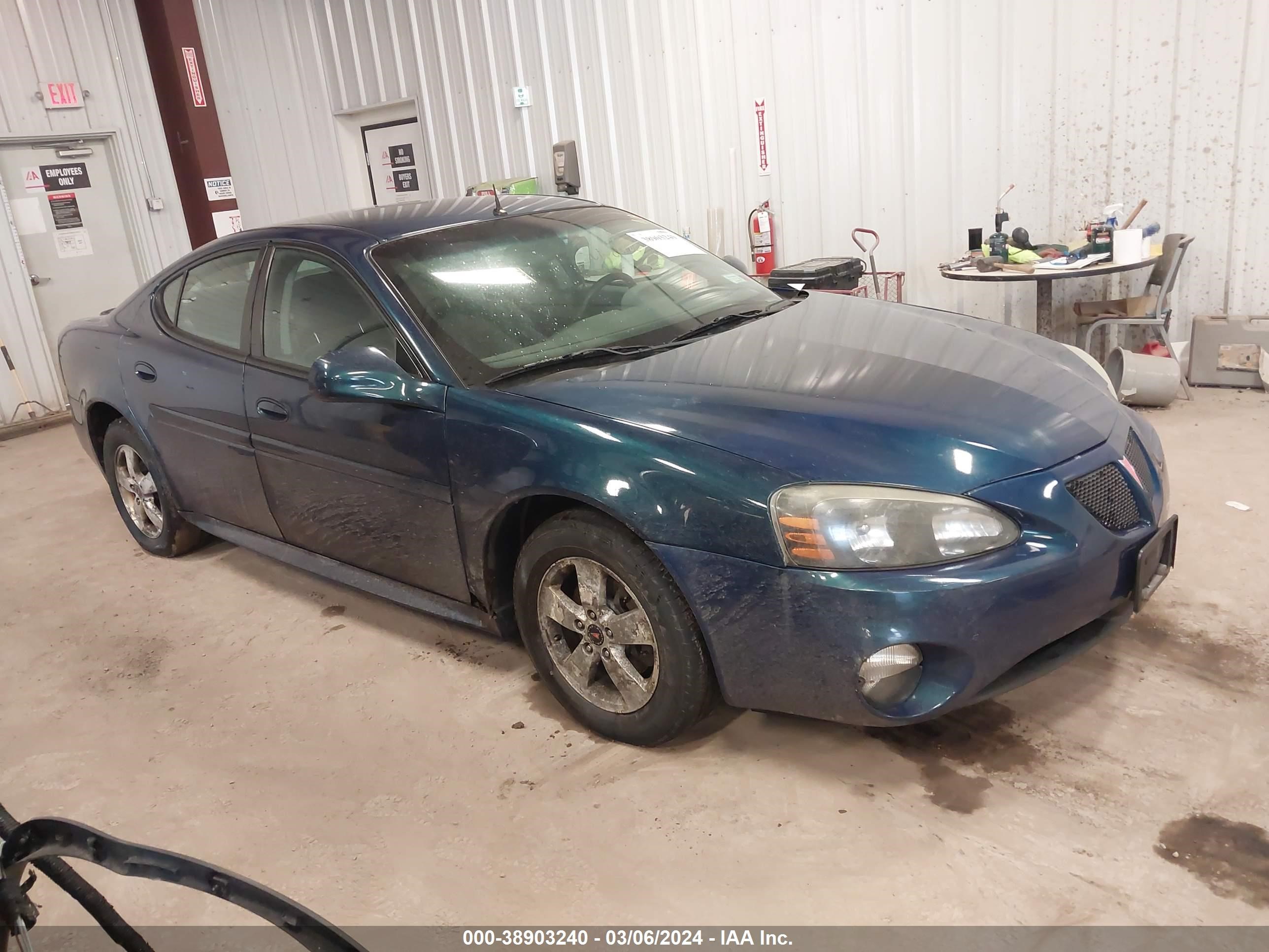 PONTIAC GRAND PRIX 2005 2g2wp522351354371