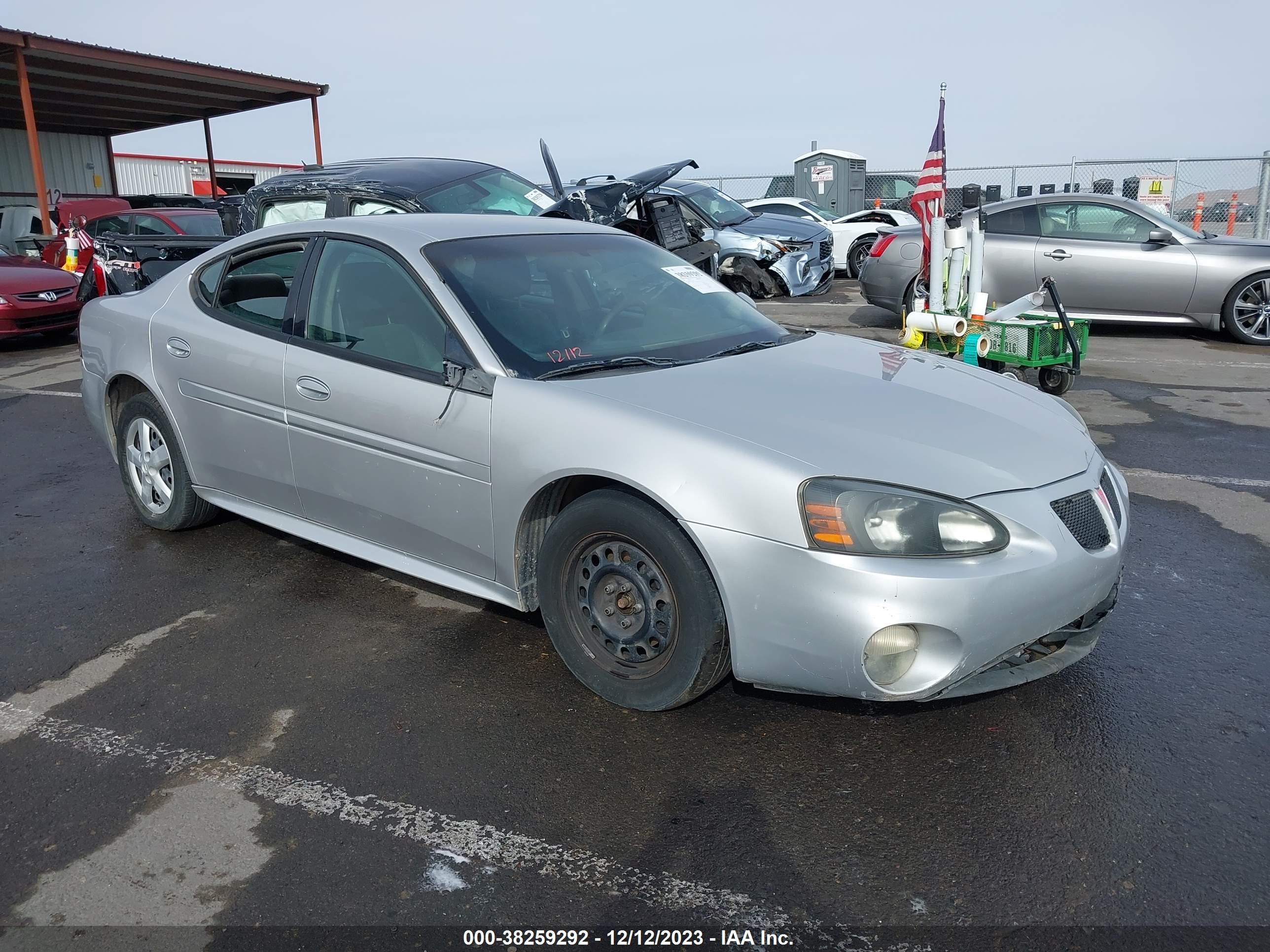 PONTIAC GRAND PRIX 2005 2g2wp522451163946