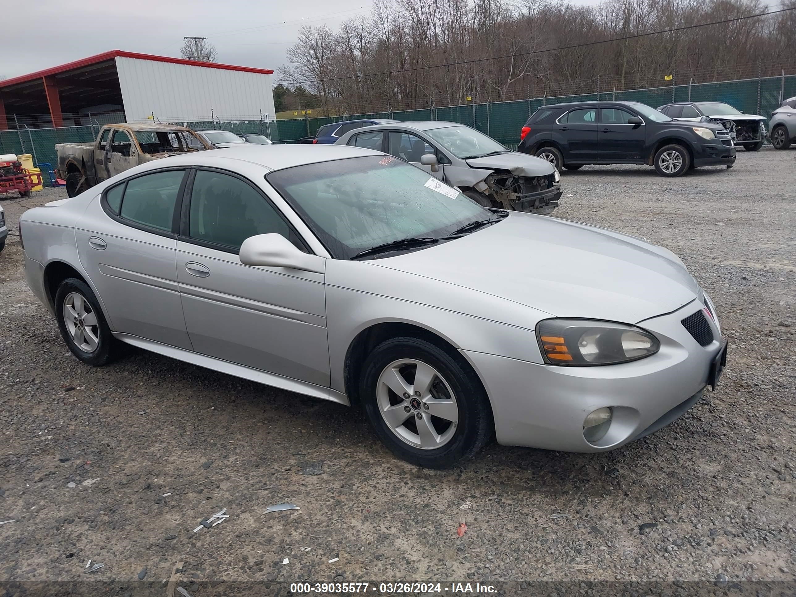 PONTIAC GRAND PRIX 2005 2g2wp522951130411