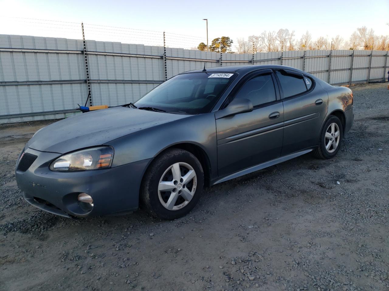 PONTIAC GRAND PRIX 2005 2g2wp542151179440