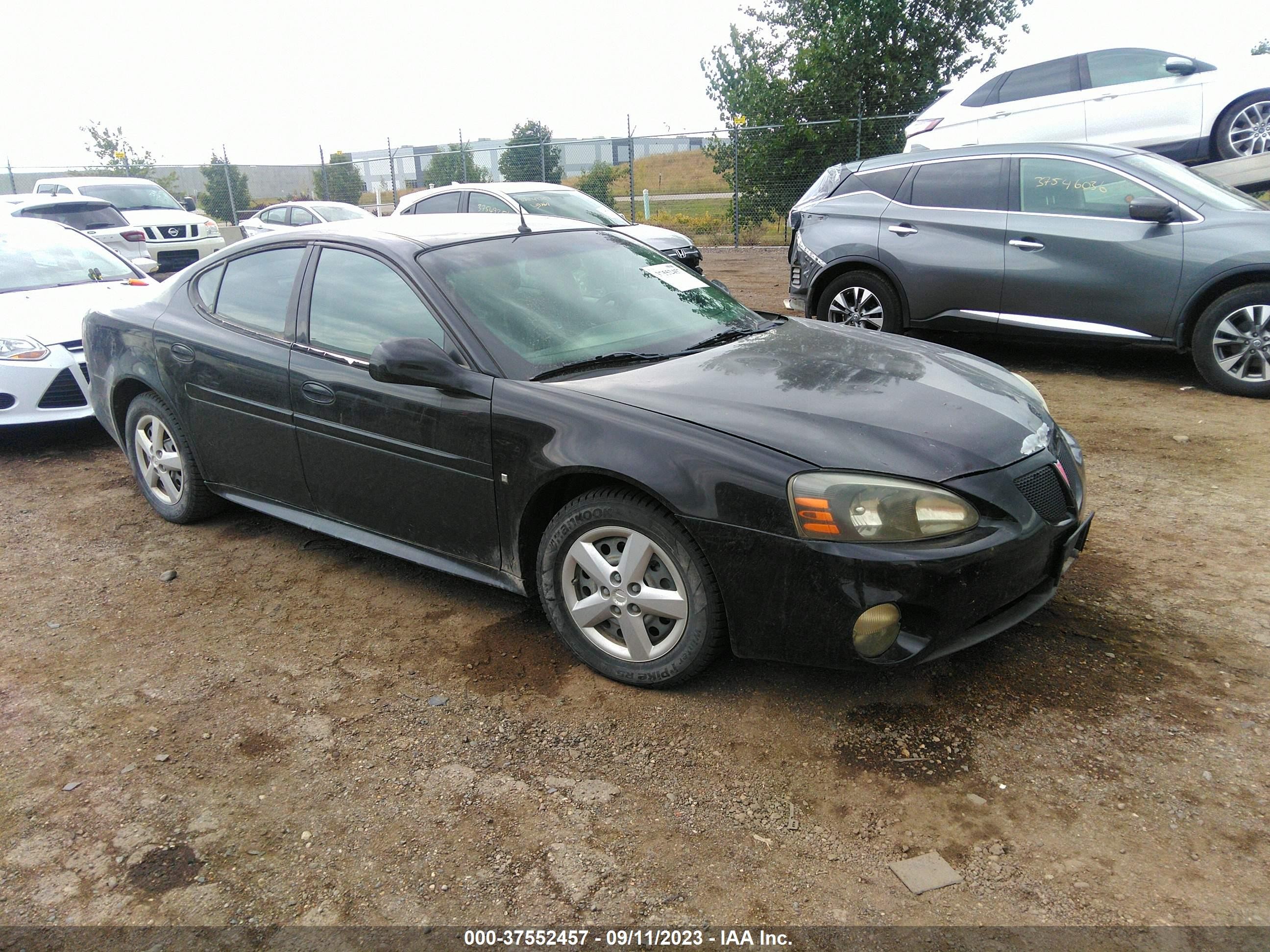 PONTIAC GRAND PRIX 2005 2g2wp542451225262