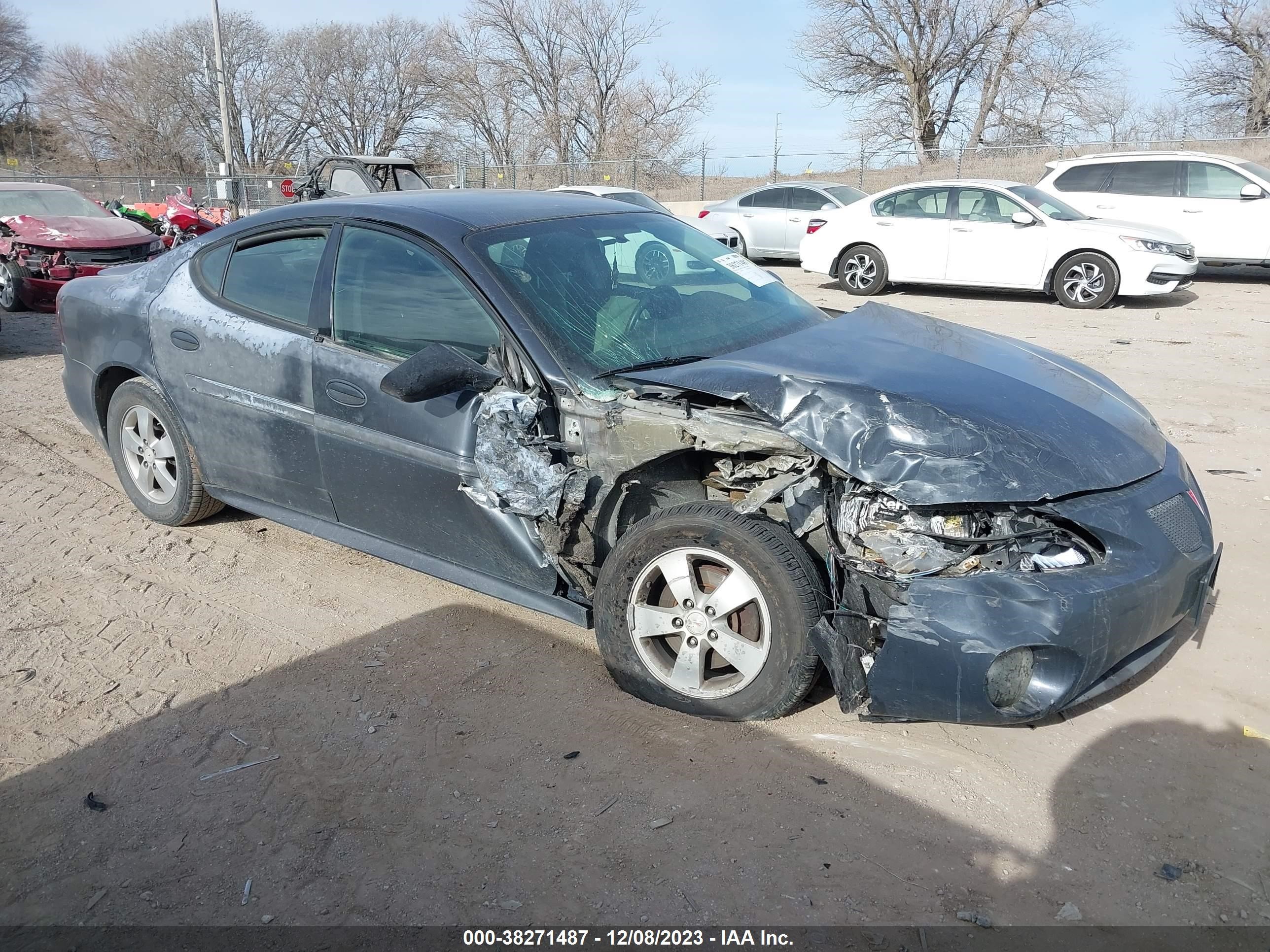 PONTIAC GRAND PRIX 2008 2g2wp552281123221