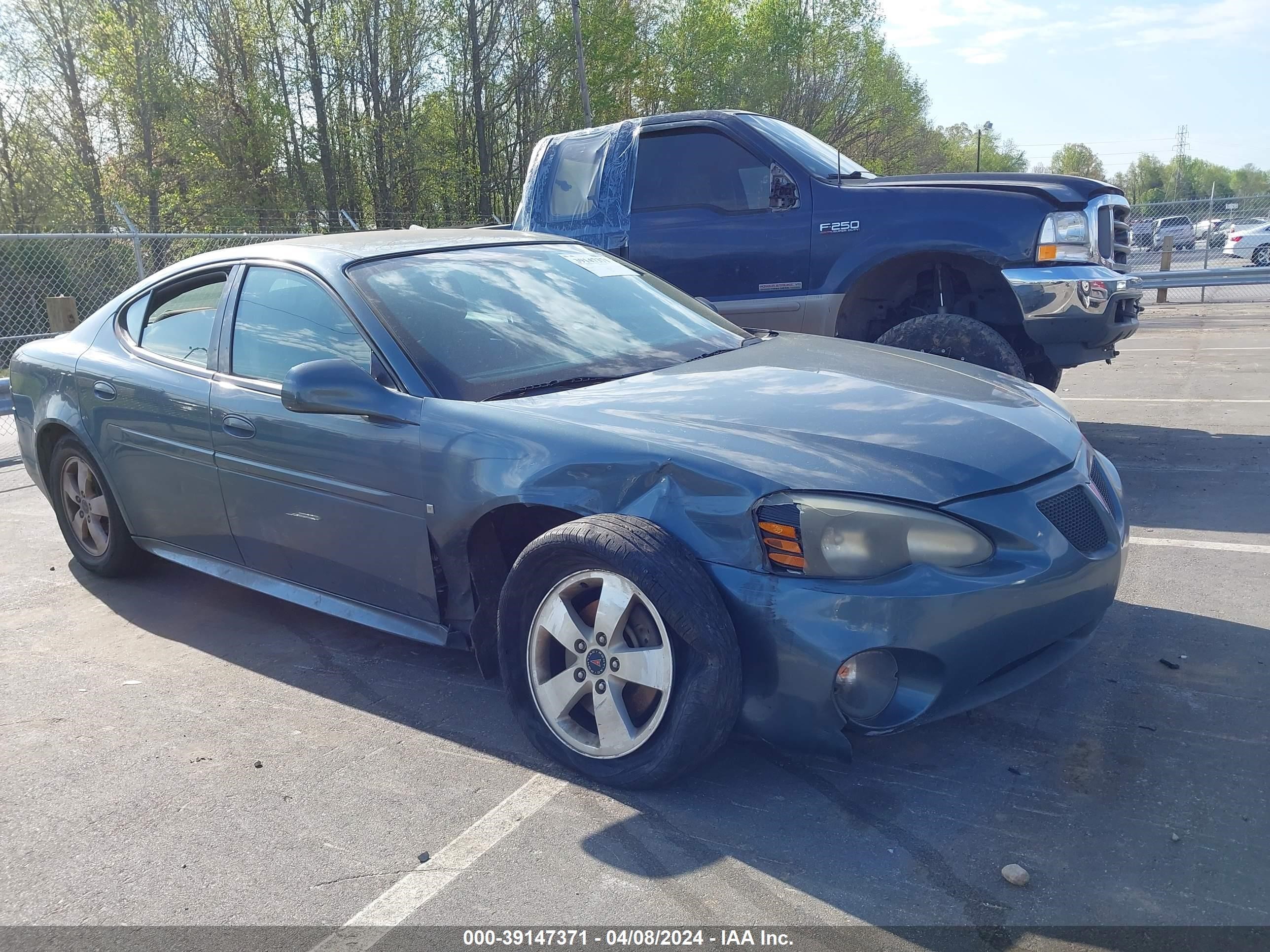 PONTIAC GRAND PRIX 2006 2g2wp552461268077