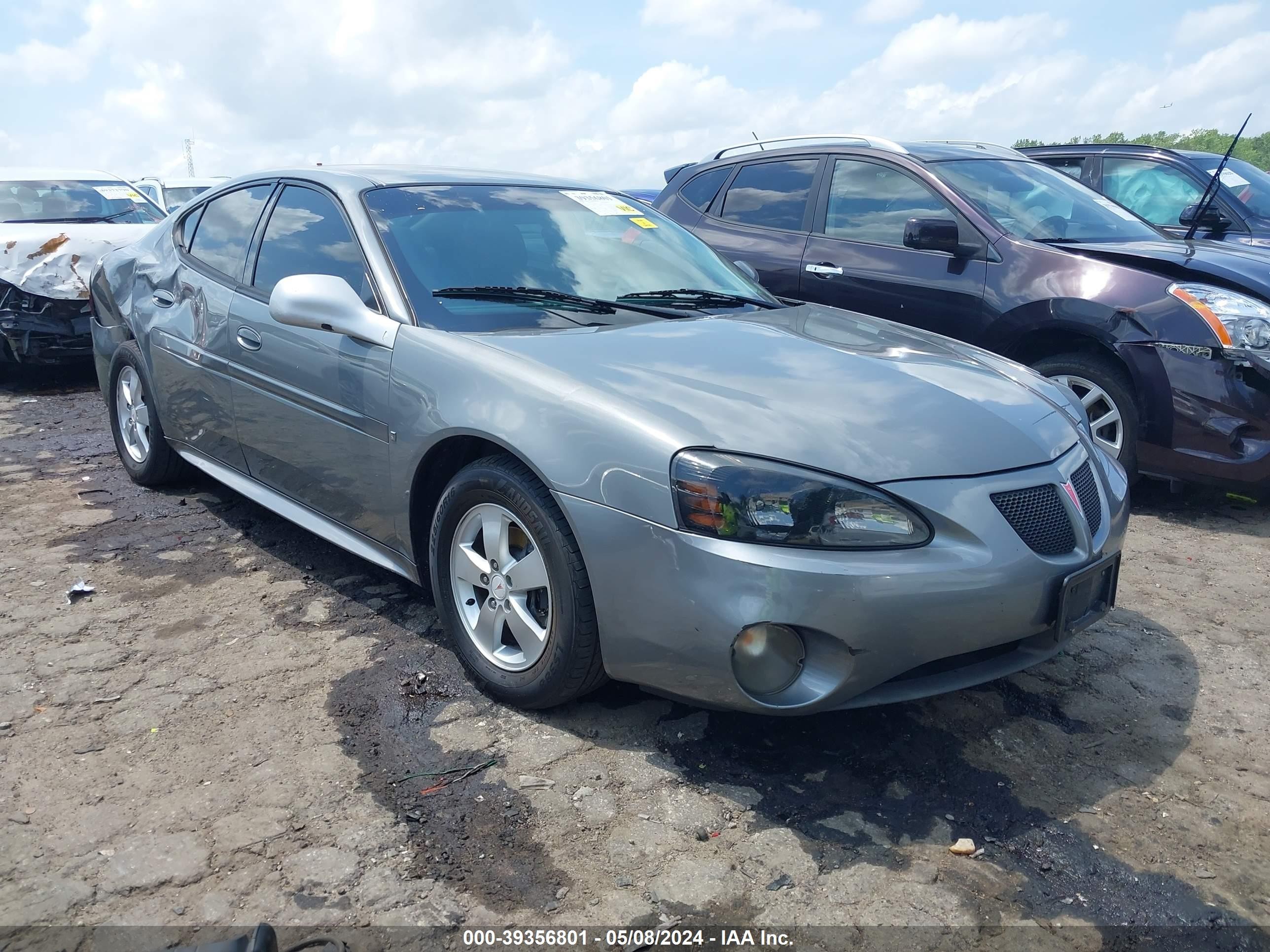 PONTIAC GRAND PRIX 2007 2g2wp552671184005