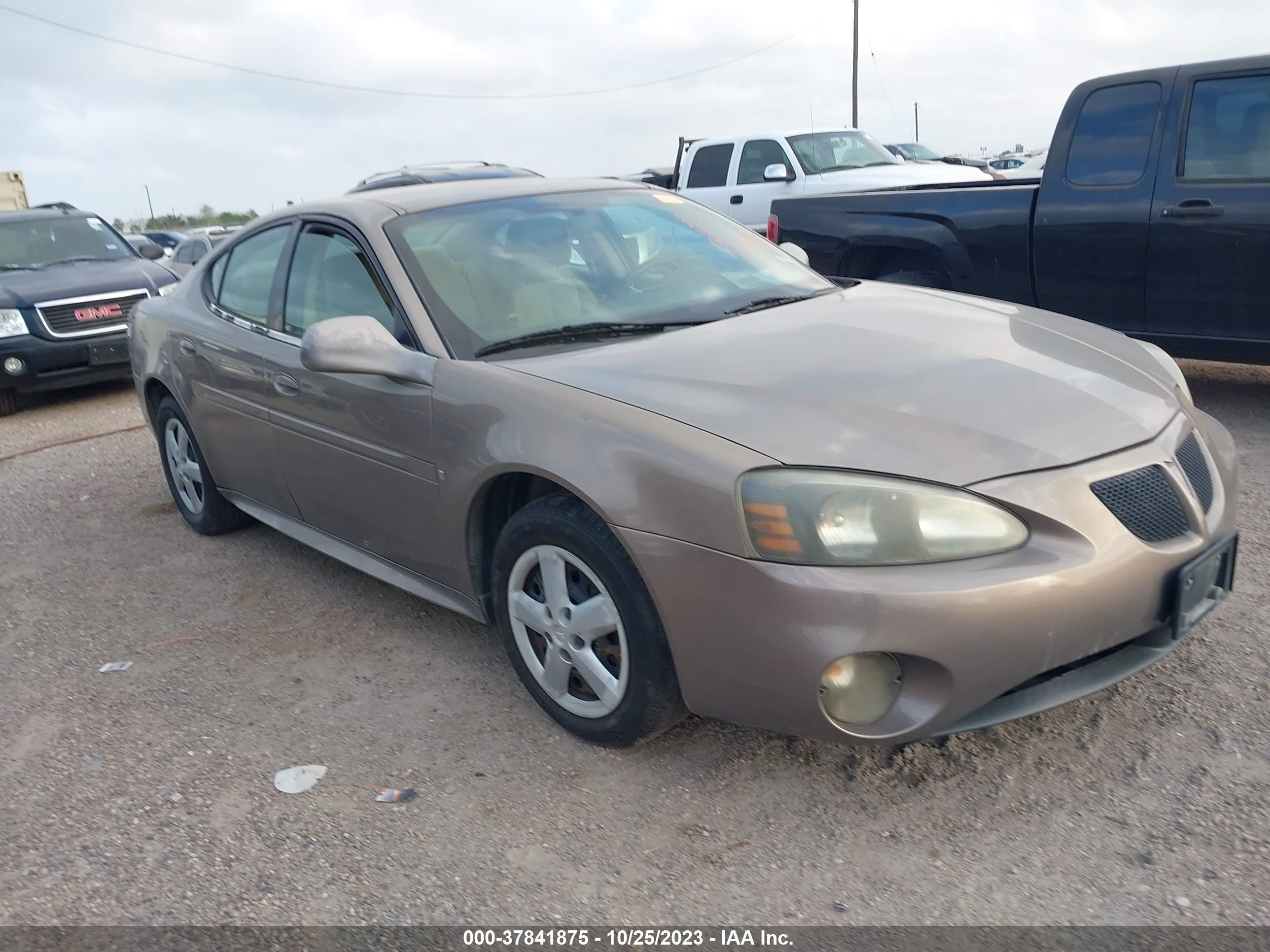 PONTIAC GRAND PRIX 2007 2g2wp552971143934