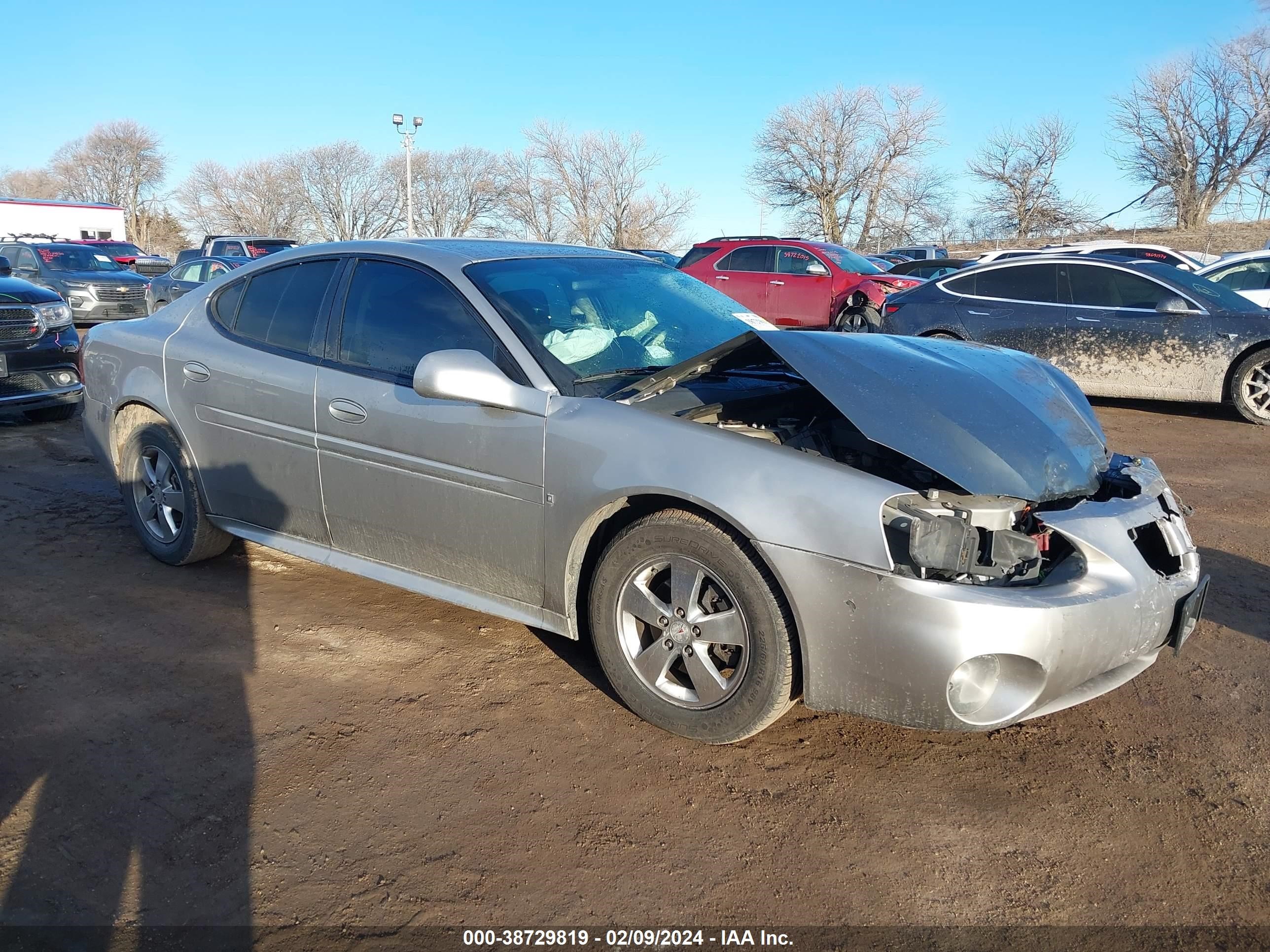 PONTIAC GRAND PRIX 2007 2g2wp552971197928