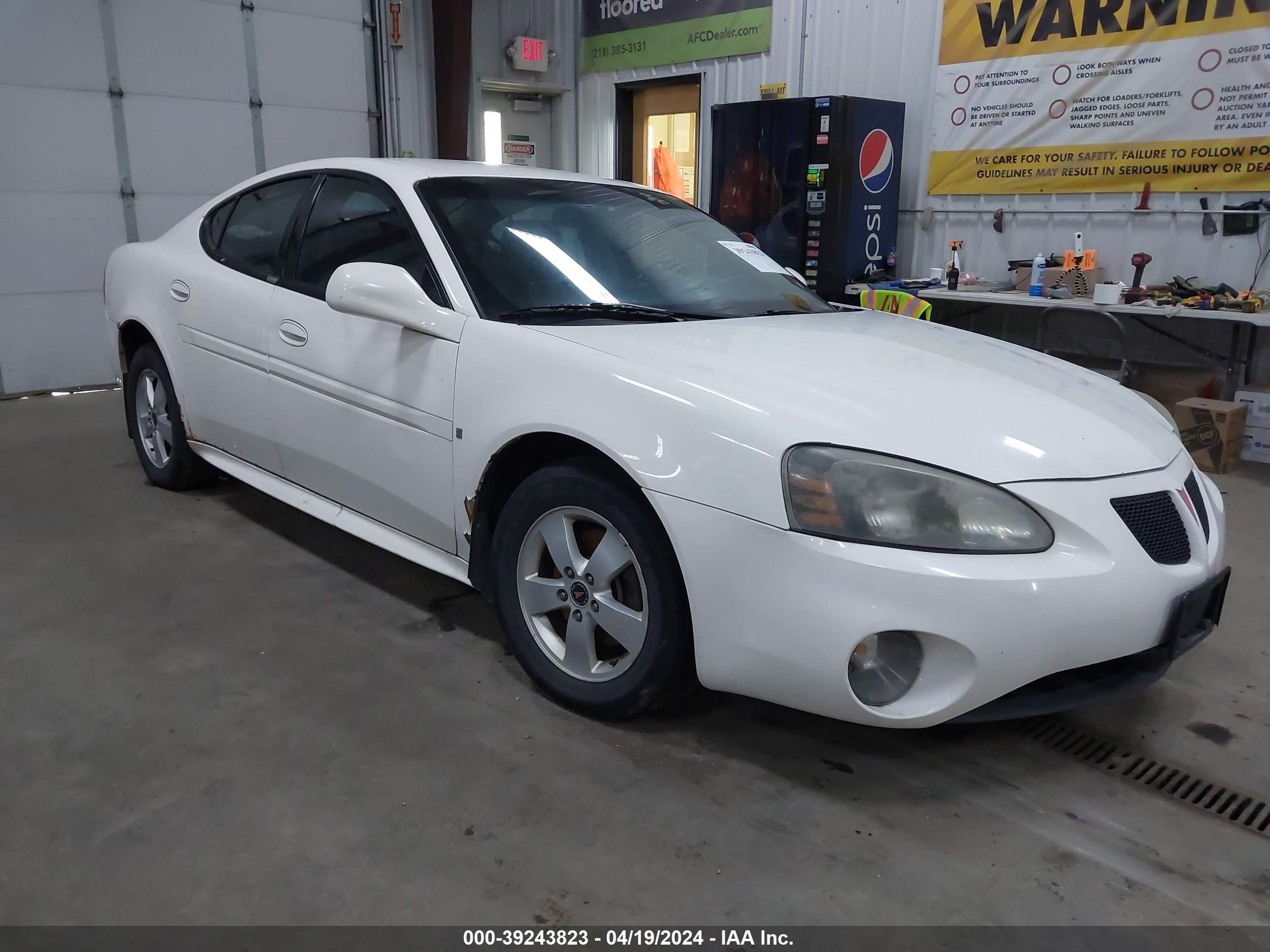 PONTIAC GRAND PRIX 2006 2g2wp552x61122444