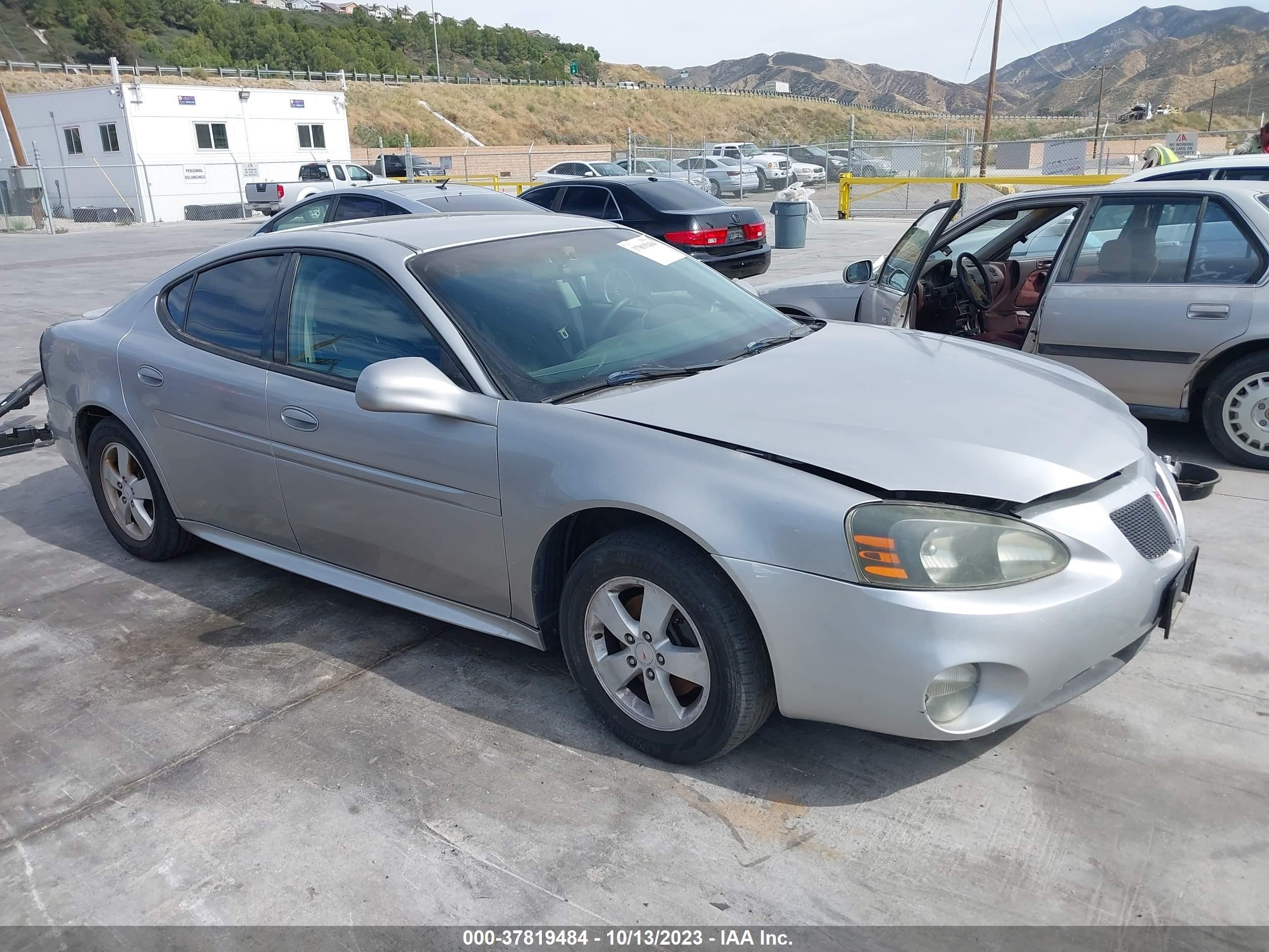 PONTIAC GRAND PRIX 2006 2g2wp582261302559