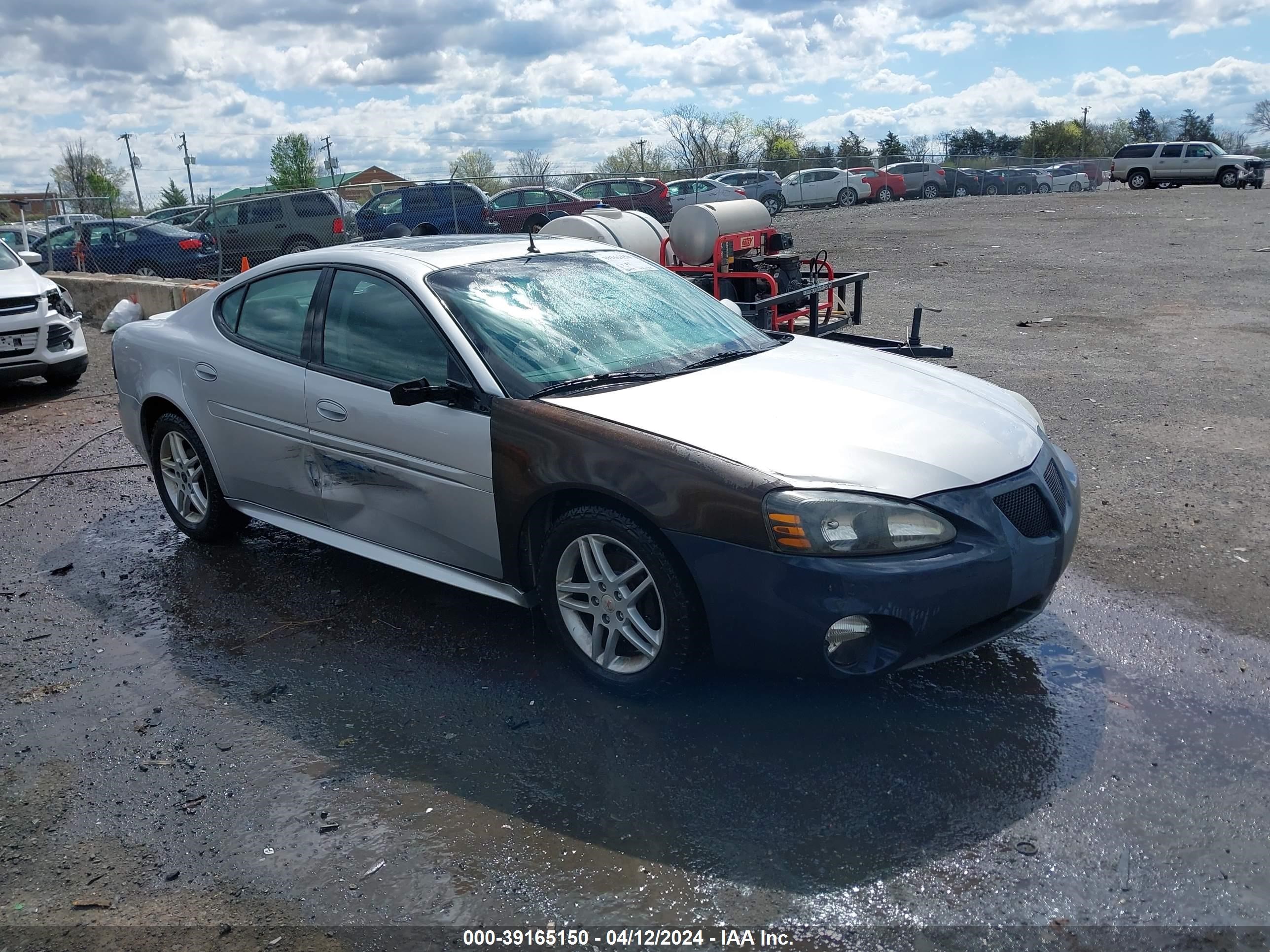 PONTIAC GRAND PRIX 2005 2g2wr524451189149