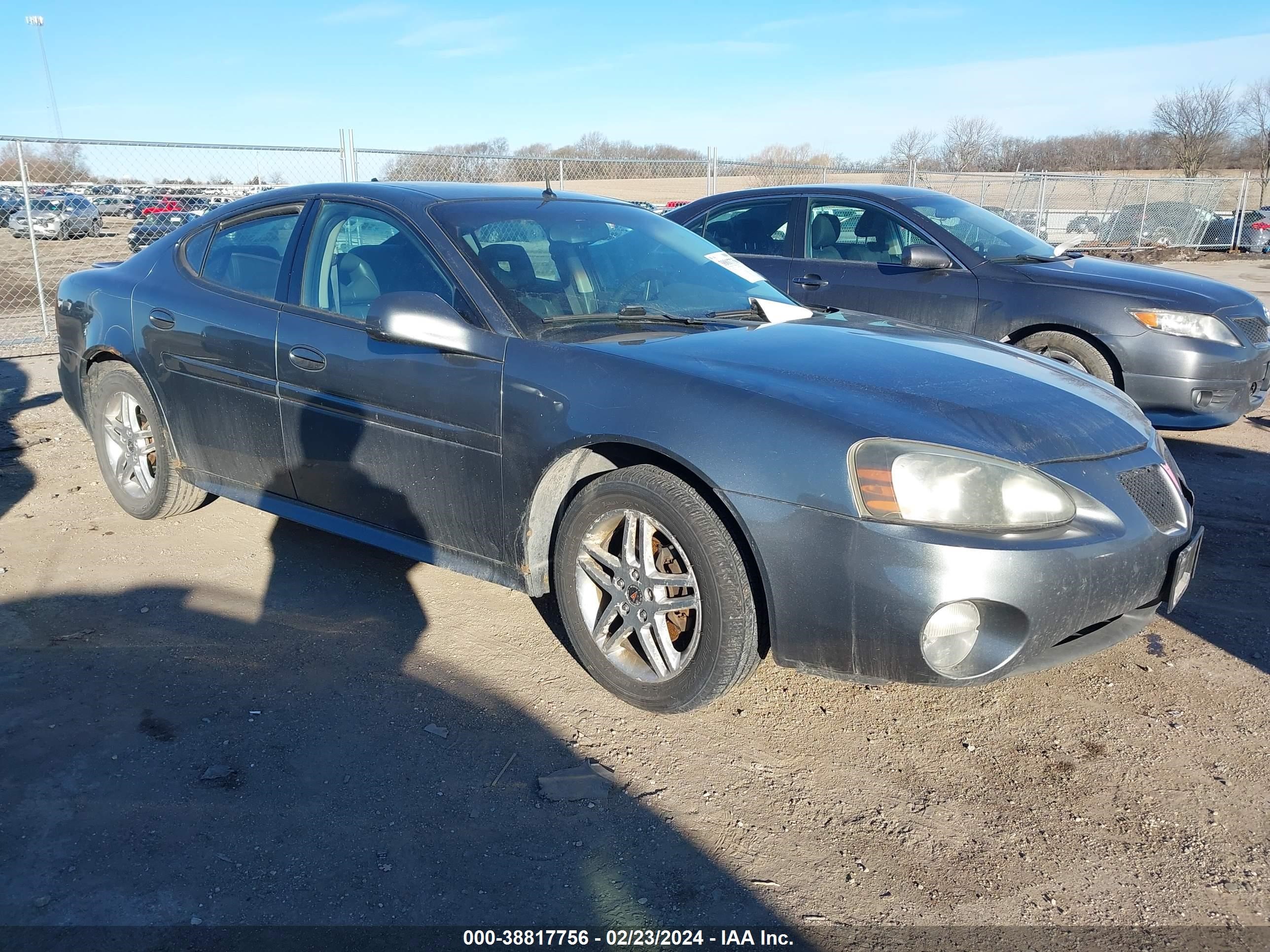 PONTIAC GRAND PRIX 2005 2g2wr524851184892