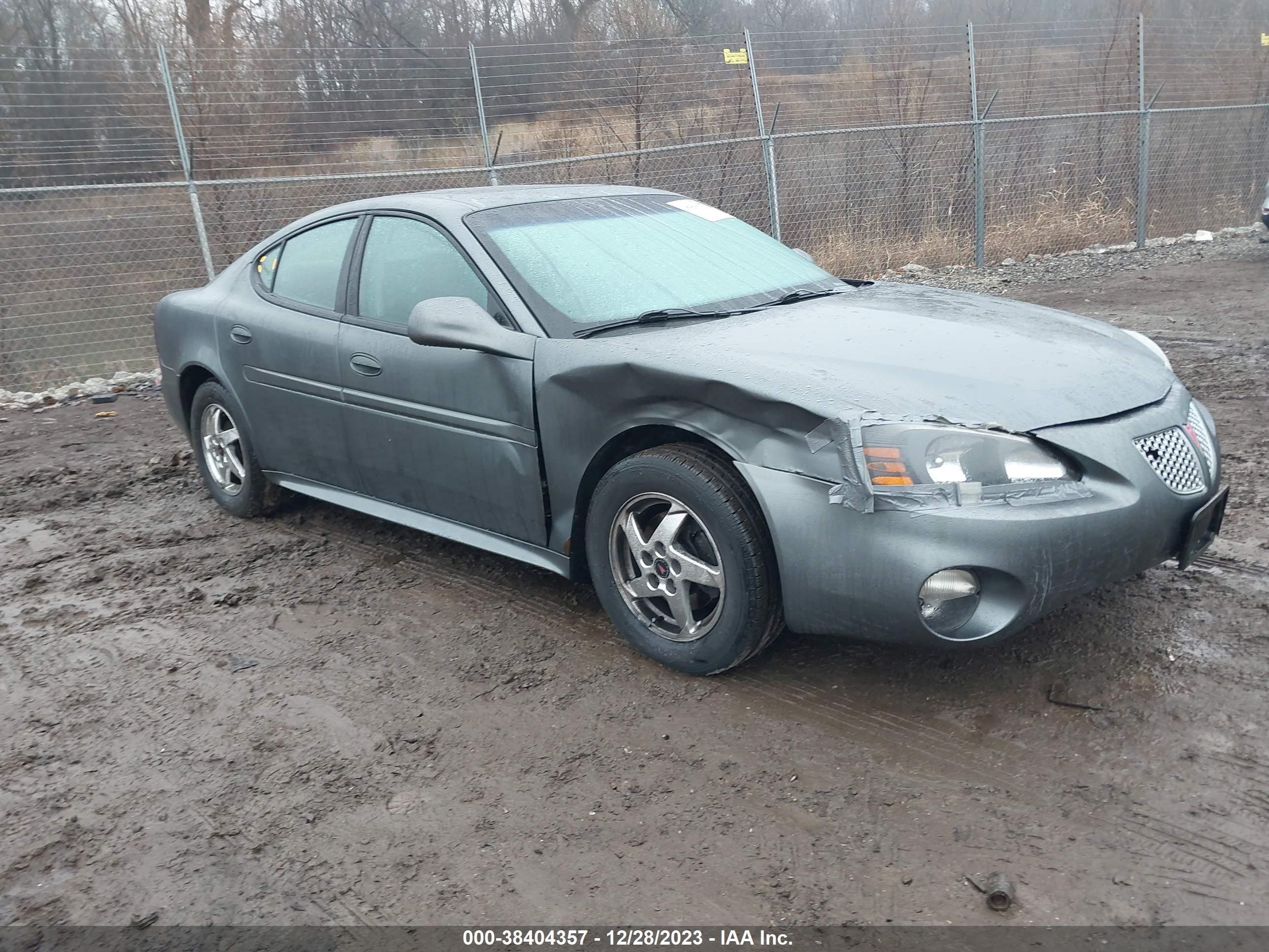 PONTIAC GRAND PRIX 2004 2g2ws522141368010