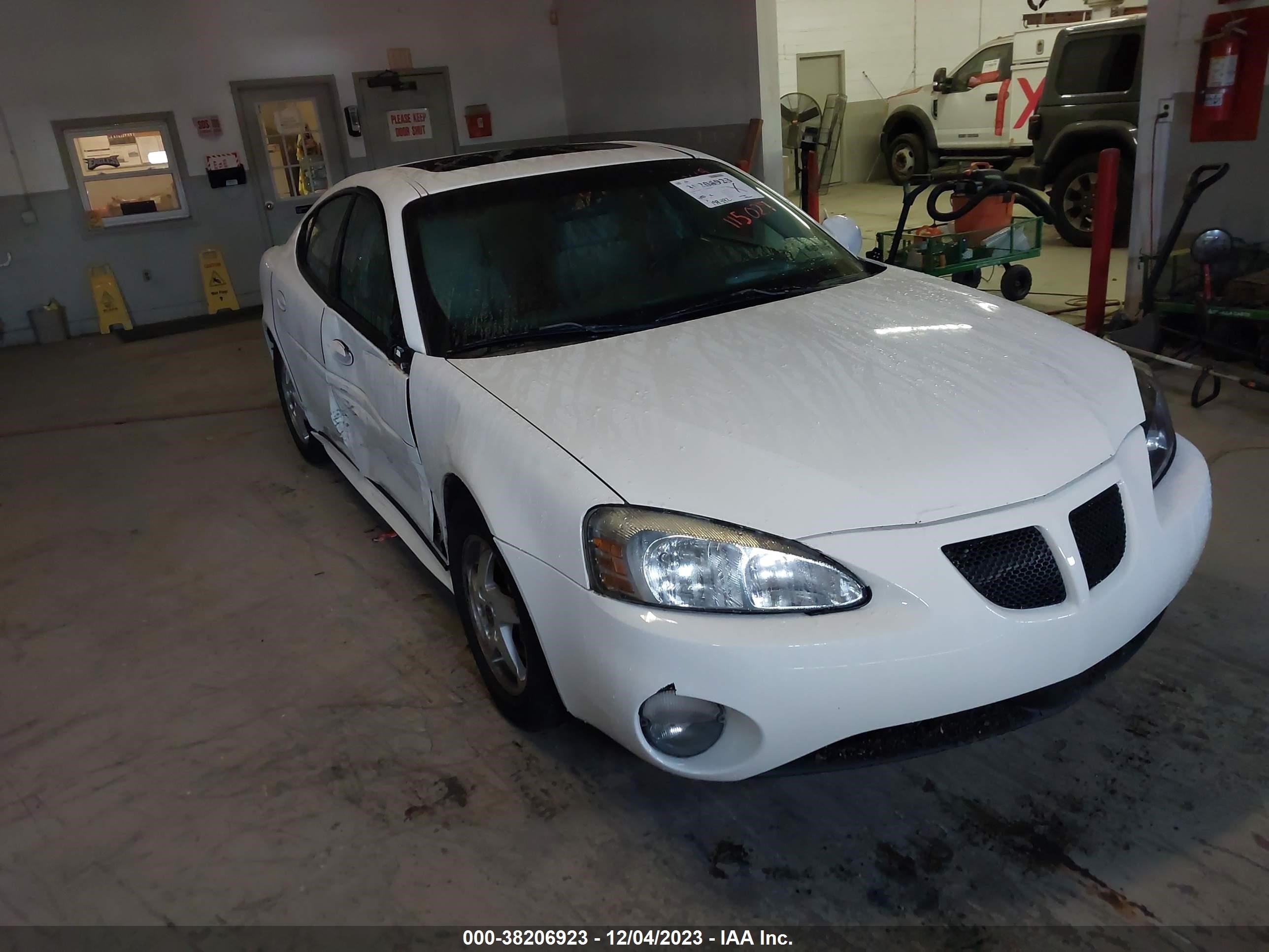 PONTIAC GRAND PRIX 2004 2g2ws522341115027