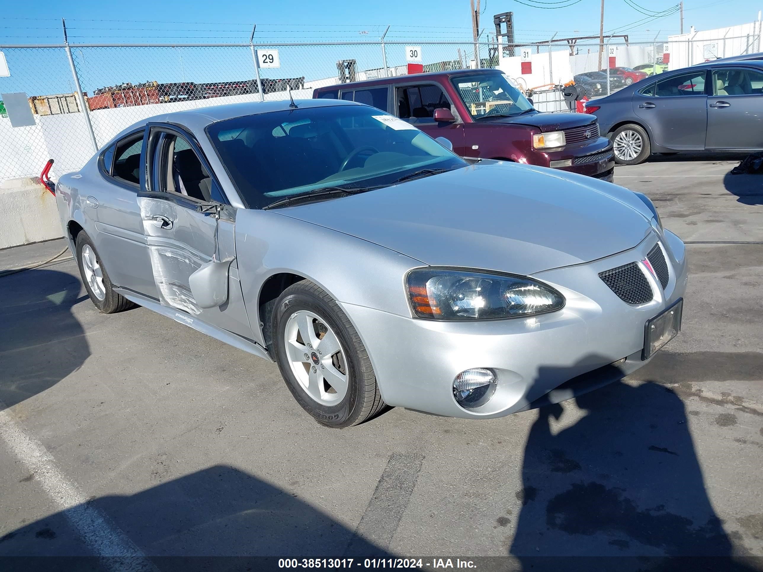 PONTIAC GRAND PRIX 2005 2g2ws522351180588