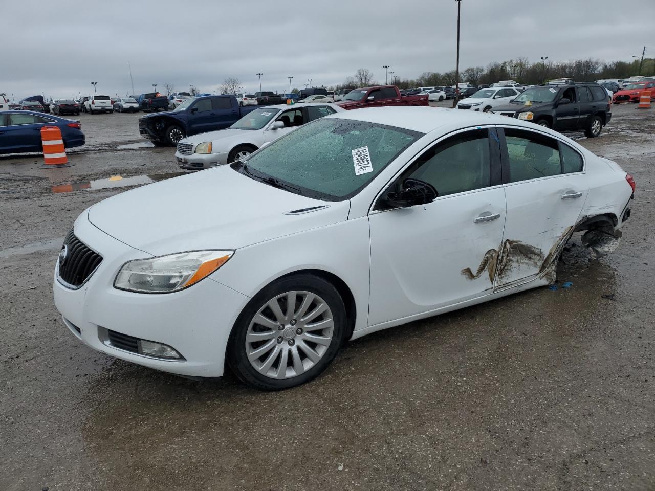 BUICK REGAL 2013 2g4gs5ev7d9125398