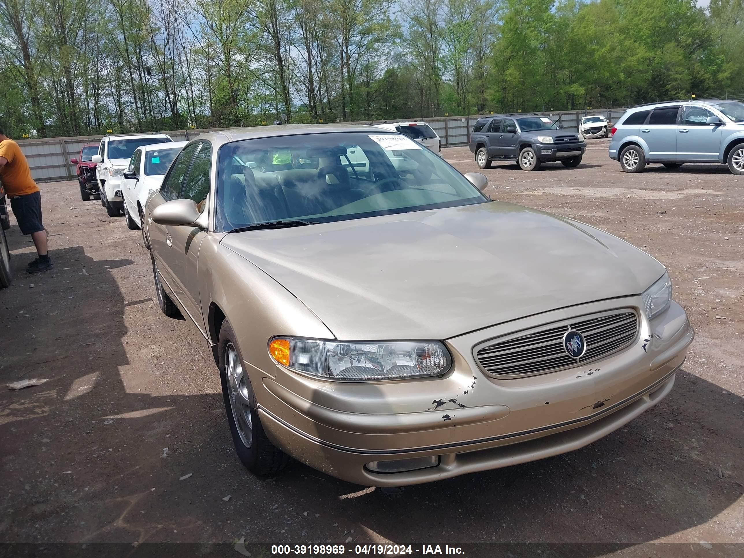 BUICK REGAL 2004 2g4wb52k141259604