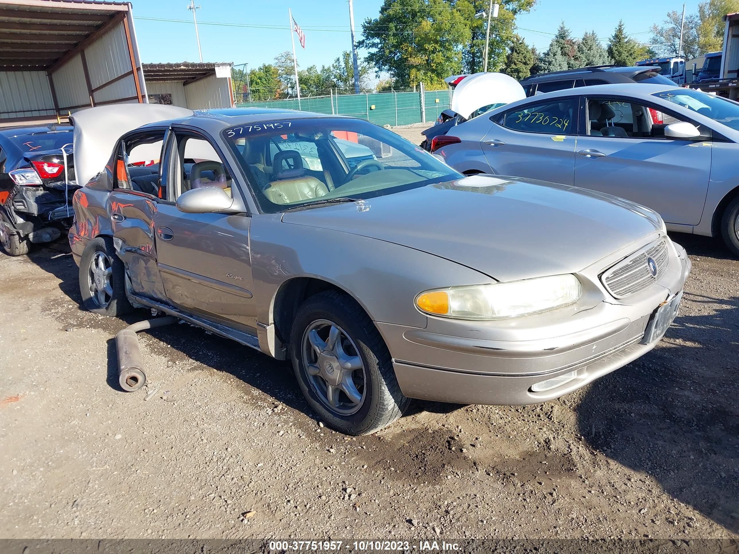 BUICK REGAL 2000 2g4wb55k6y1331270