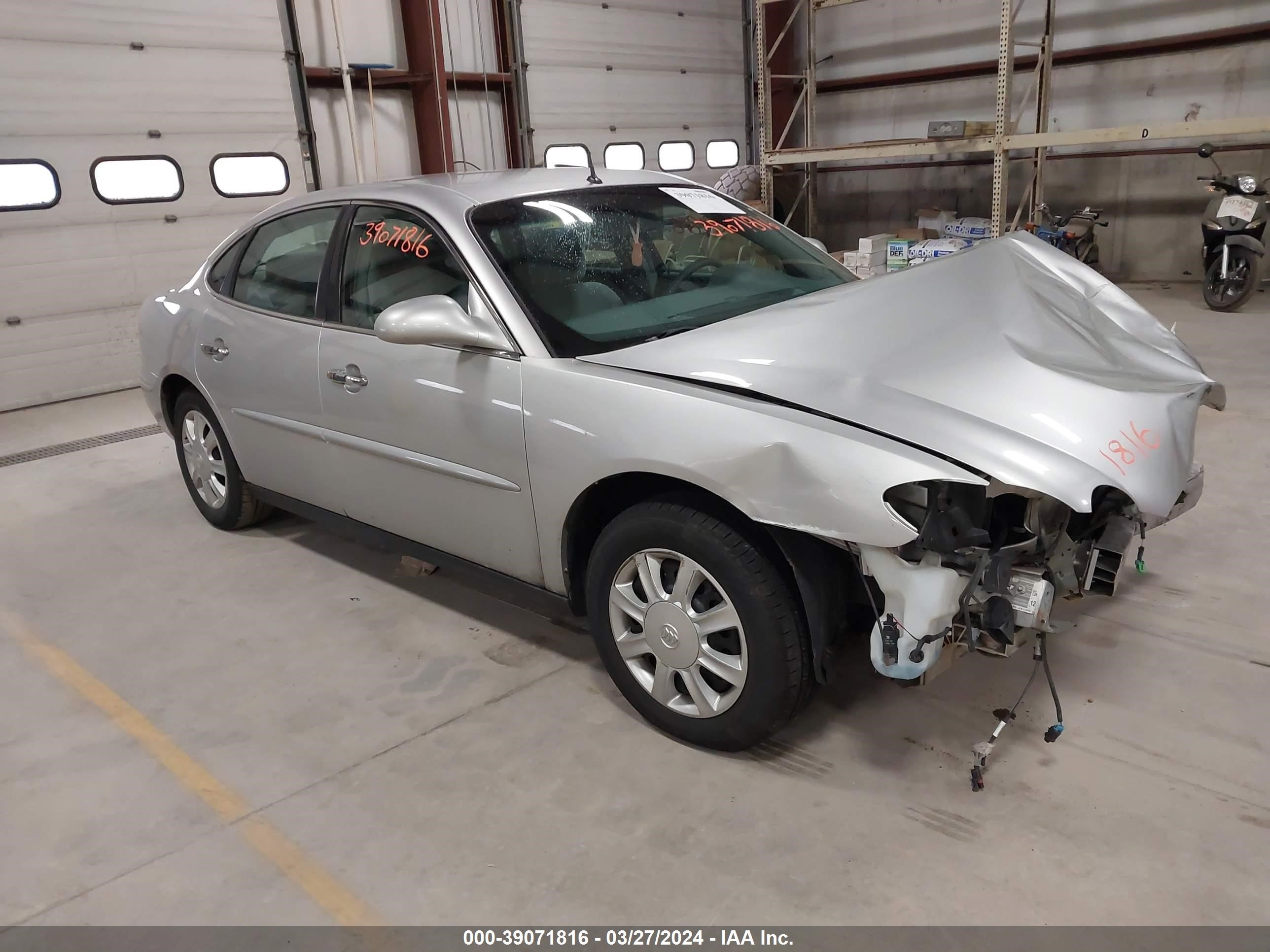 BUICK LACROSSE 2005 2g4wc532051195424