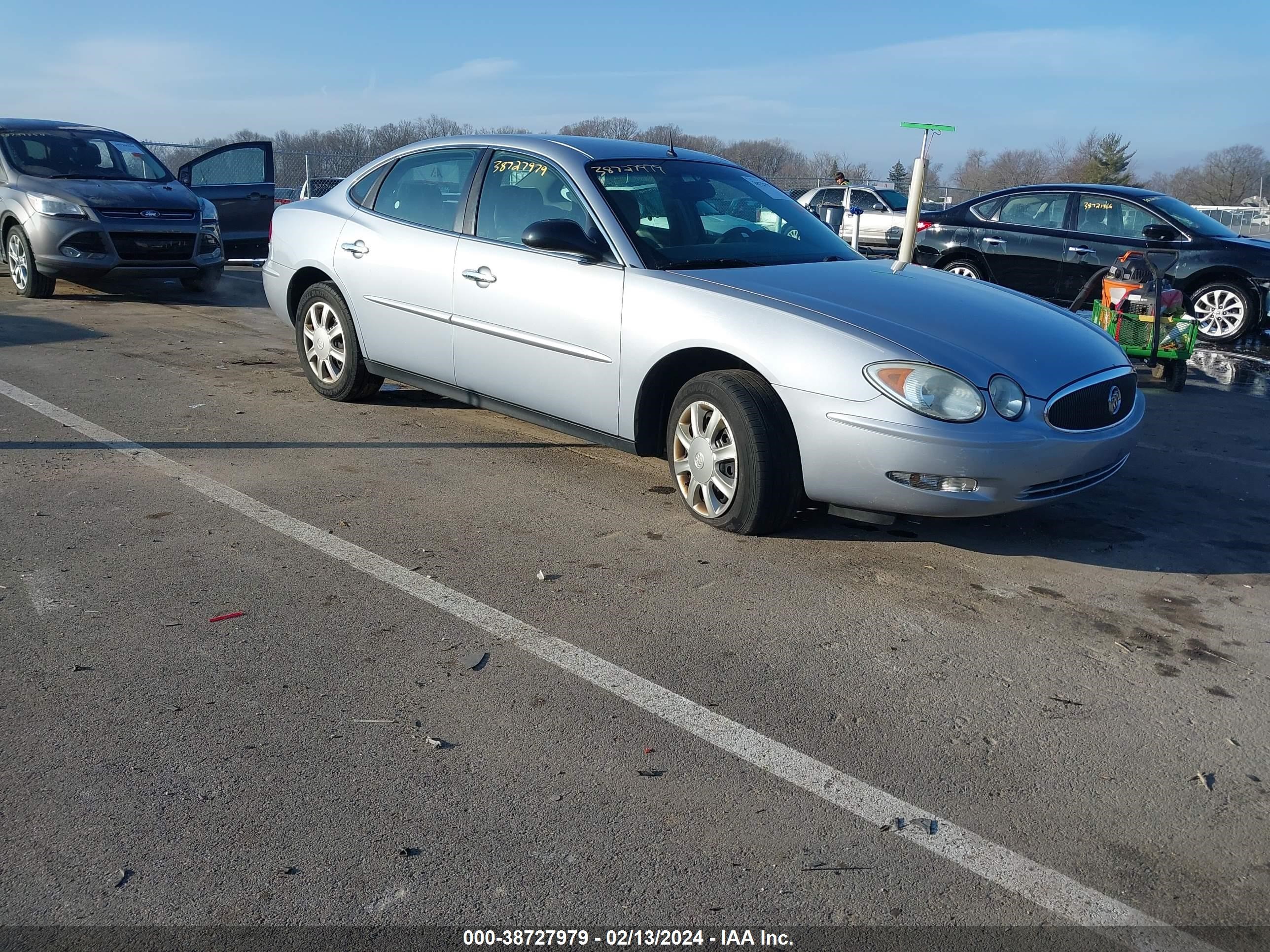 BUICK LACROSSE 2005 2g4wc532351353402