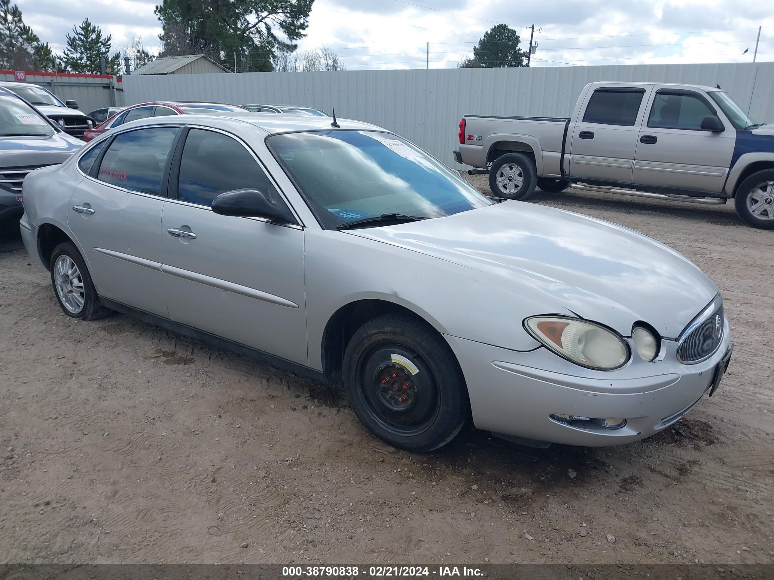 BUICK LACROSSE 2005 2g4wc562051297964