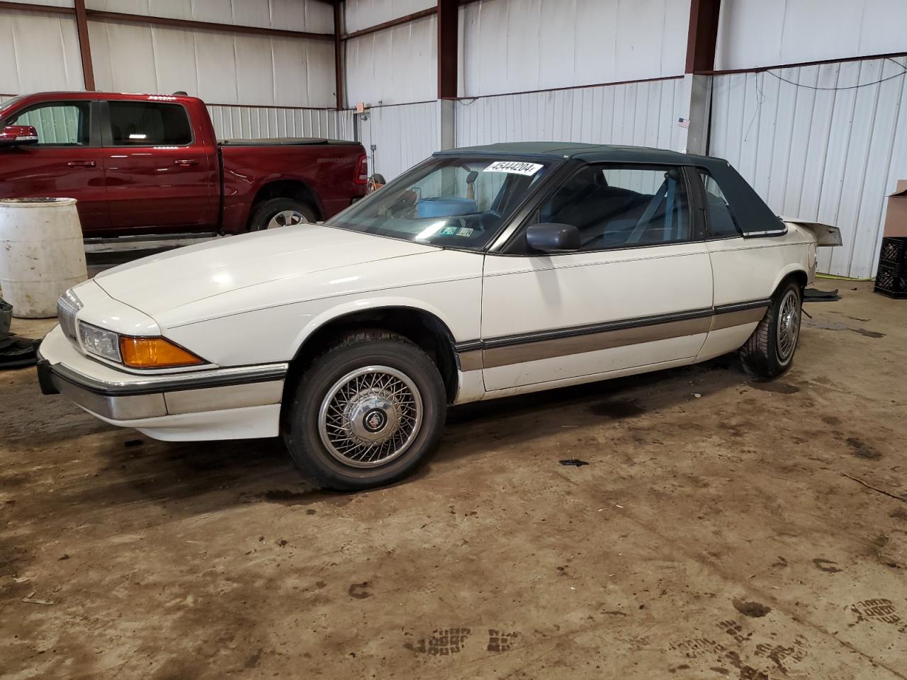 BUICK REGAL 1990 2g4wd14t8l1435457