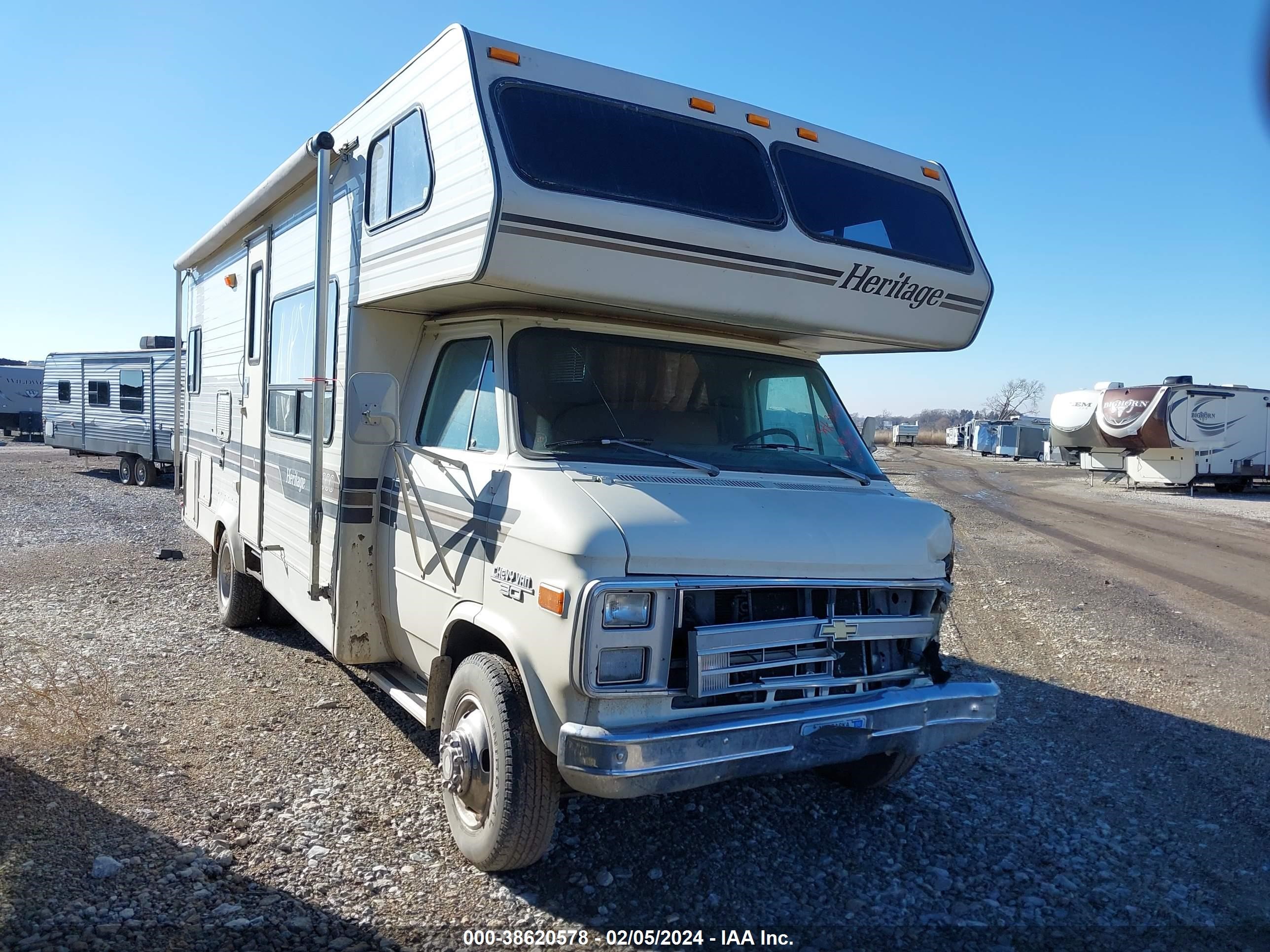 CHEVROLET VAN 1985 2gbjg31m3f4115128