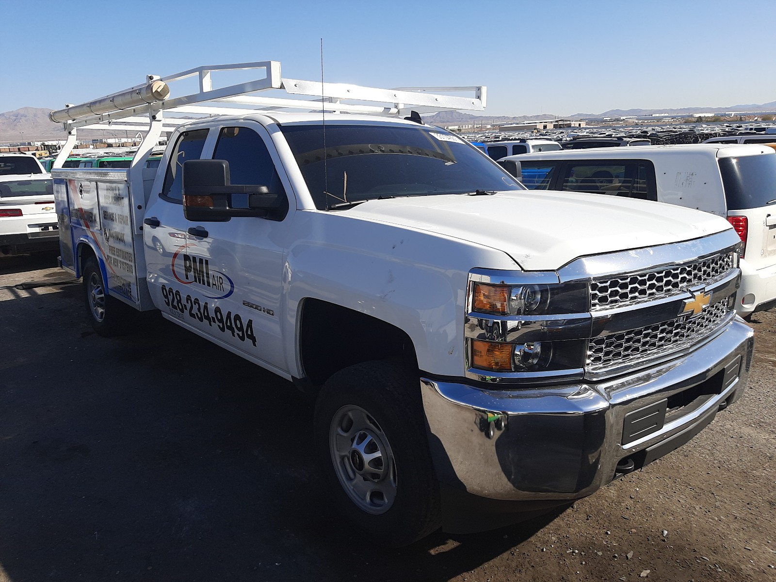 CHEVROLET SILVERADO 2019 2gc2creg4k1124077