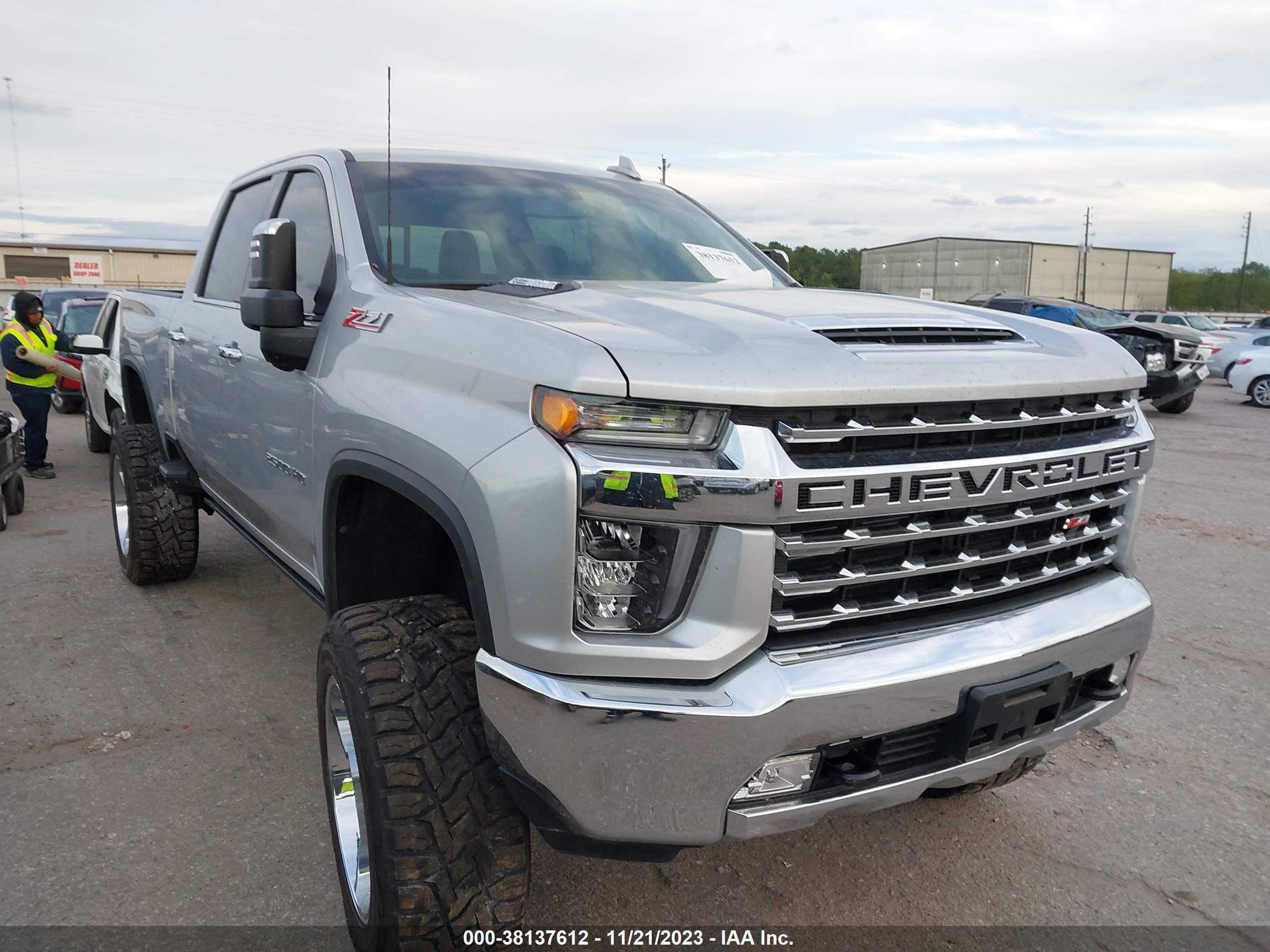 CHEVROLET SILVERADO 2022 2gc4ypey6n1207621