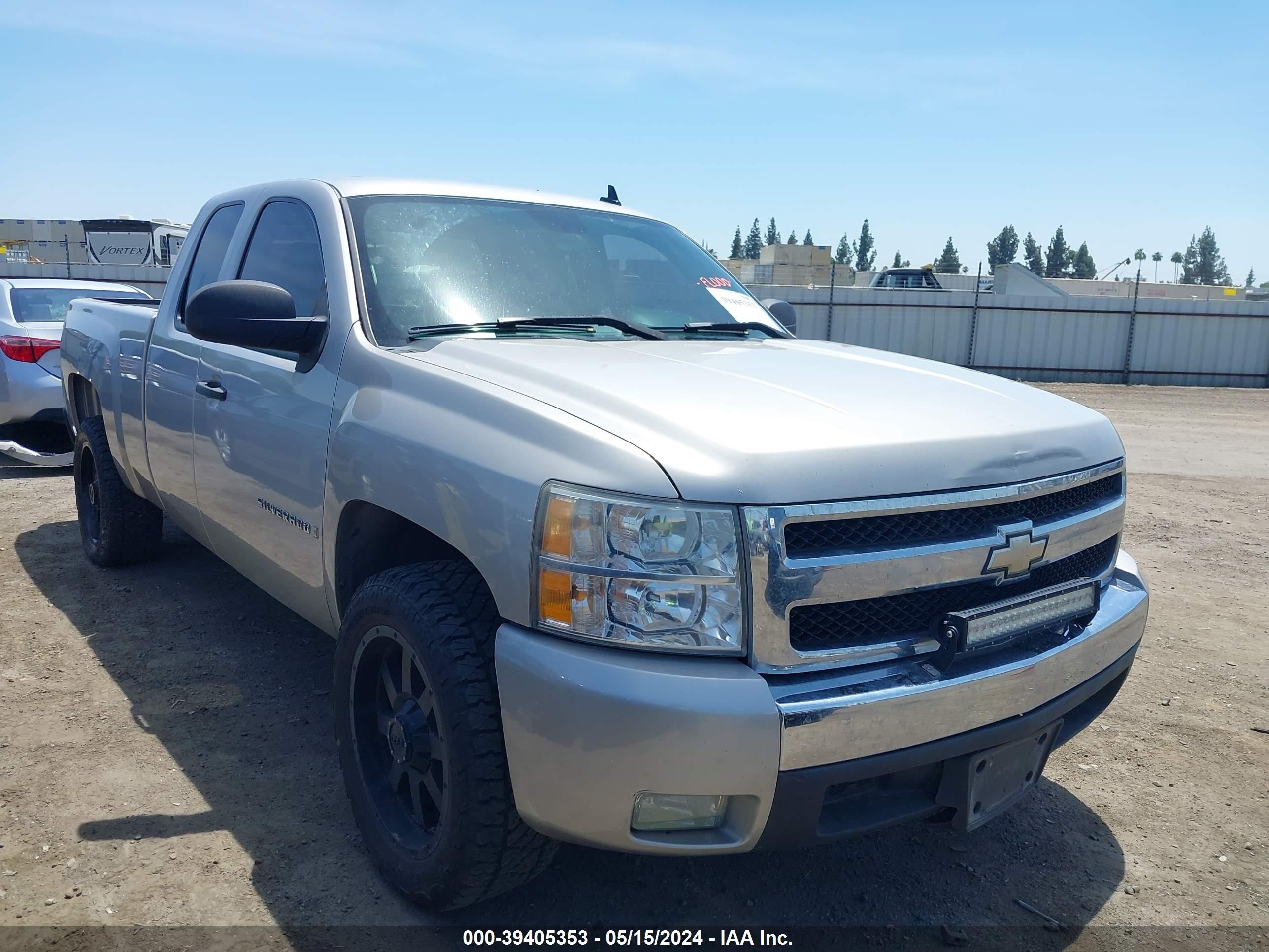 CHEVROLET SILVERADO 2007 2gcec19c071566609