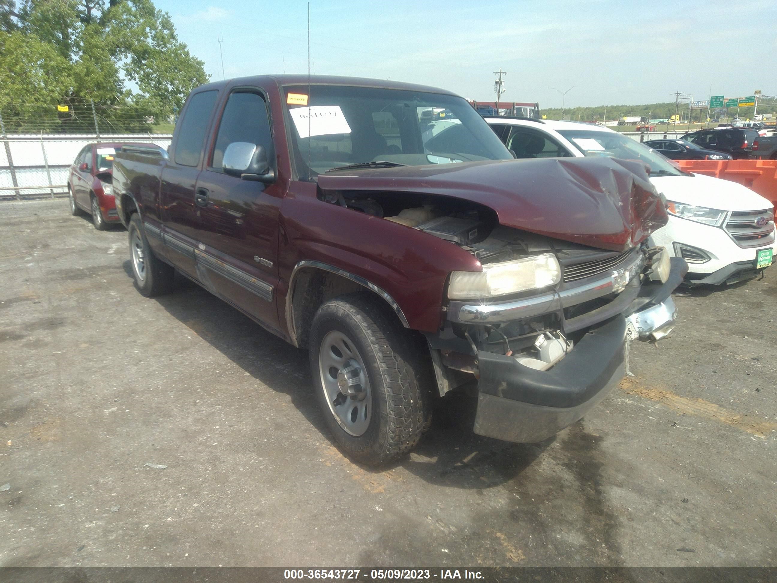 CHEVROLET SILVERADO 2002 2gcec19t121143224