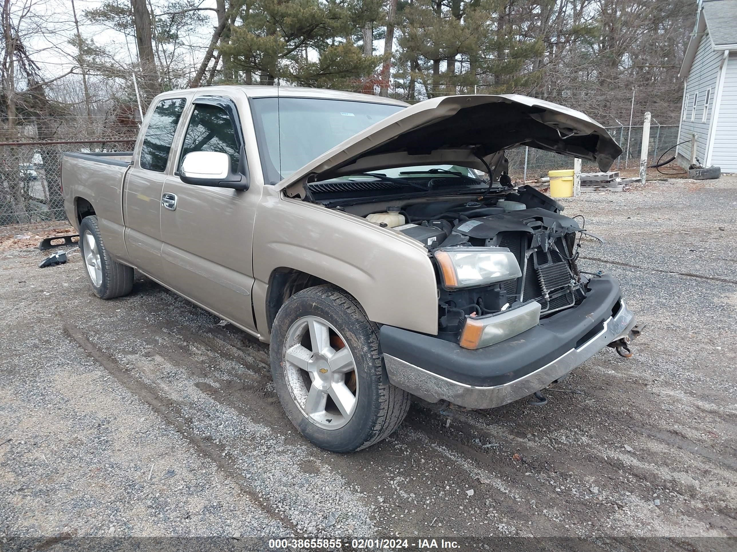 CHEVROLET SILVERADO 2004 2gcec19t141281624