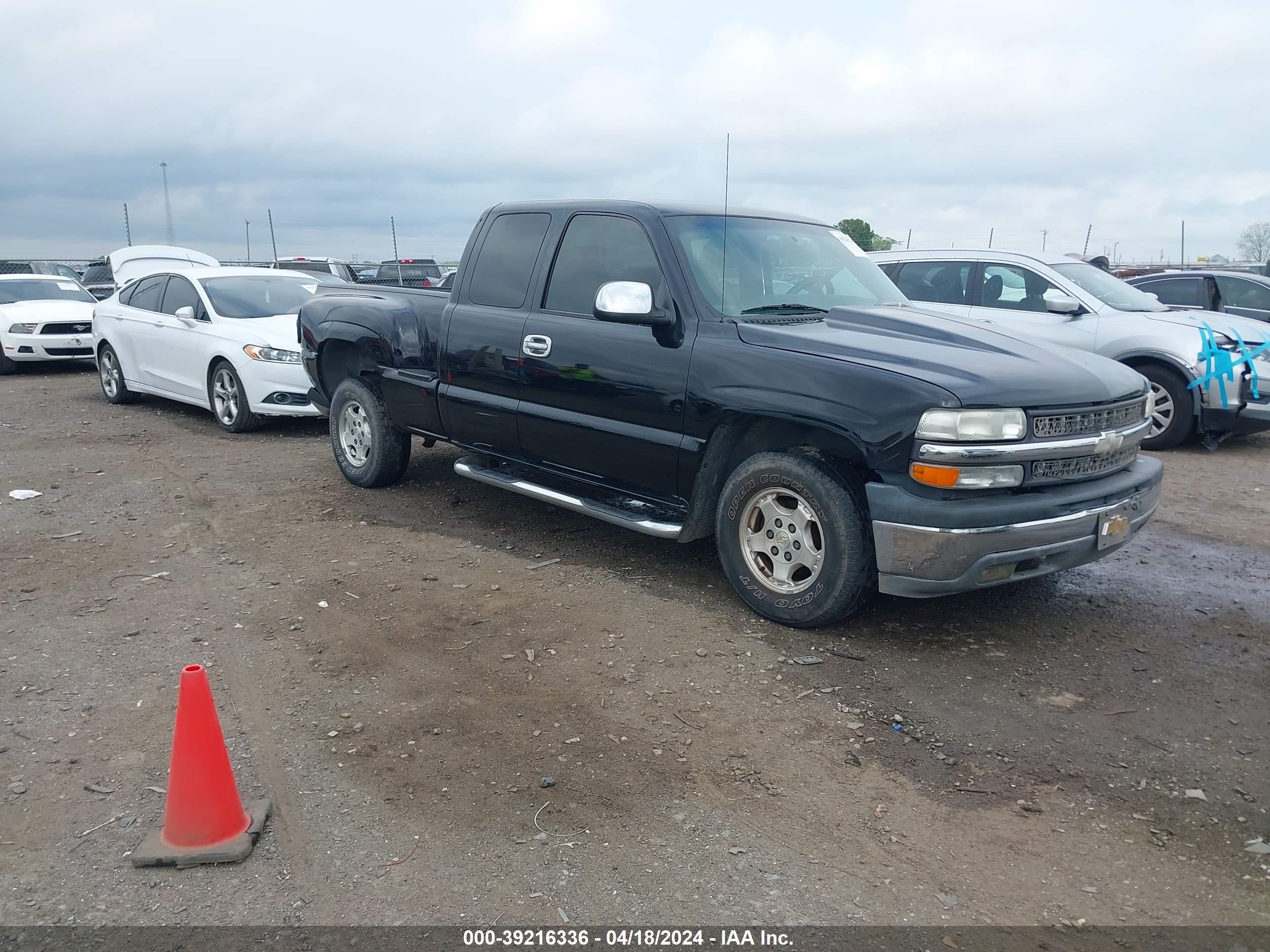 CHEVROLET SILVERADO 2001 2gcec19t211193564