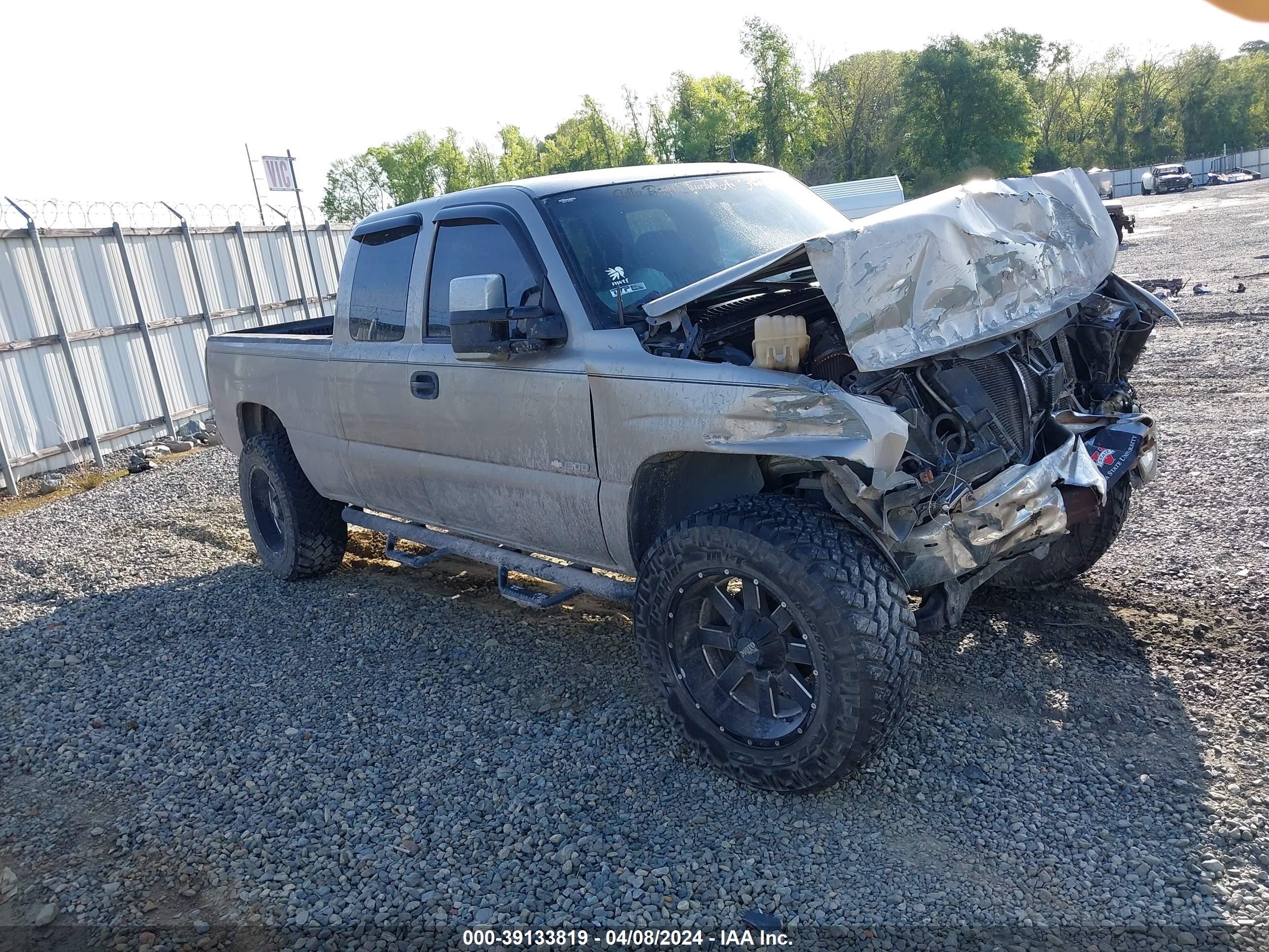 CHEVROLET SILVERADO 2001 2gcec19t211401779