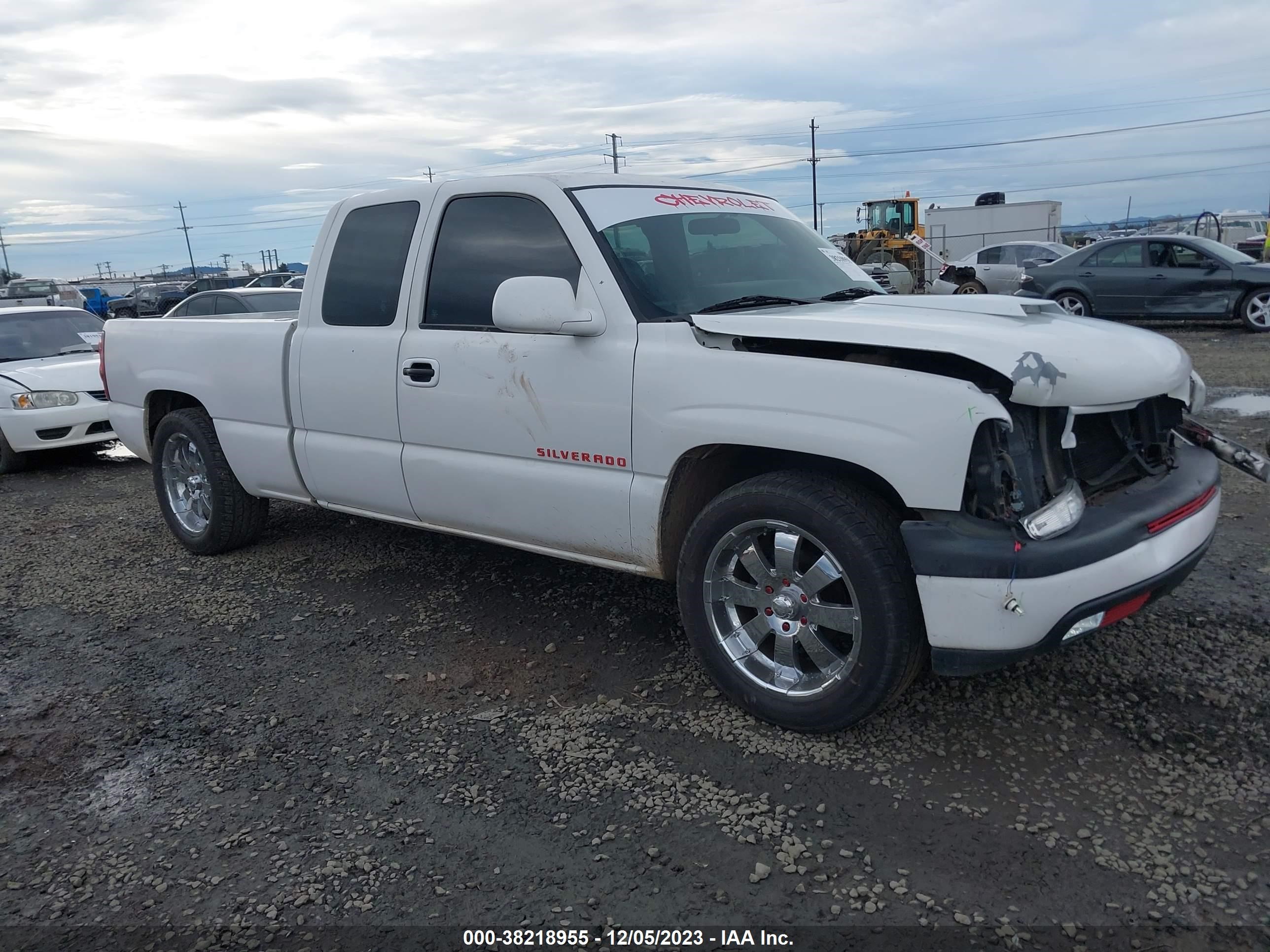 CHEVROLET SILVERADO 2000 2gcec19t2y1397114