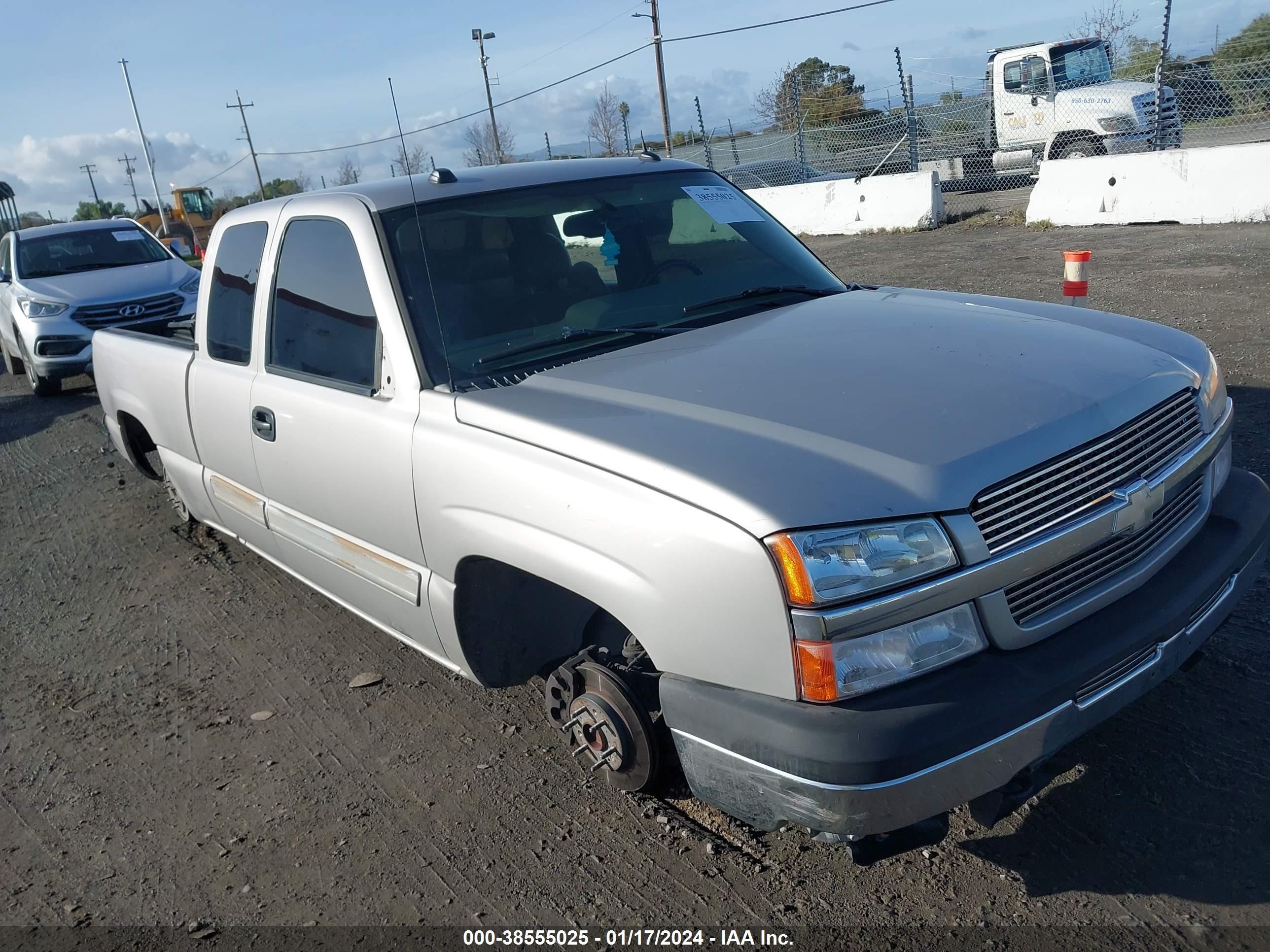 CHEVROLET SILVERADO 2005 2gcec19t351211513