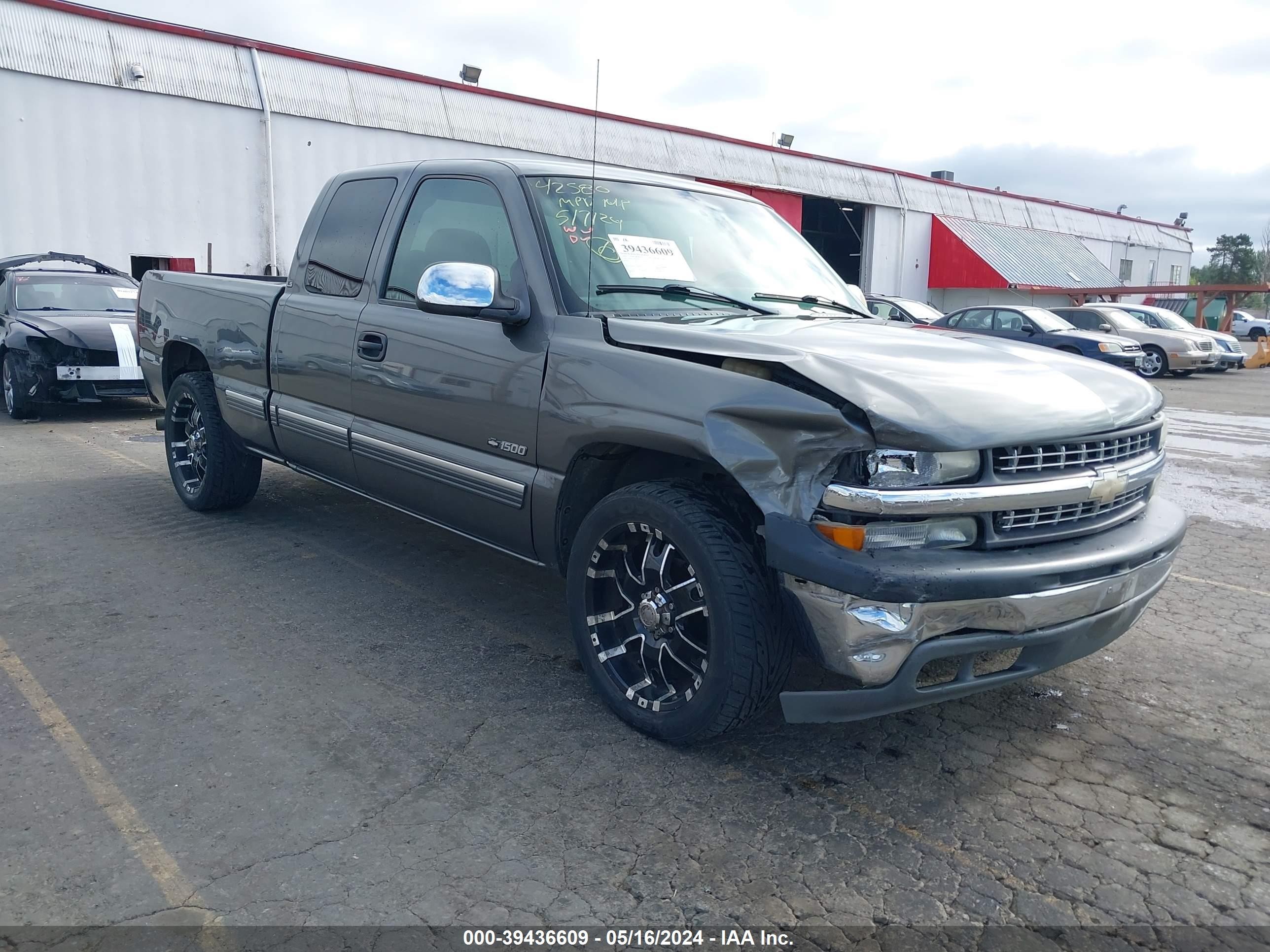 CHEVROLET SILVERADO 2002 2gcec19t421102327